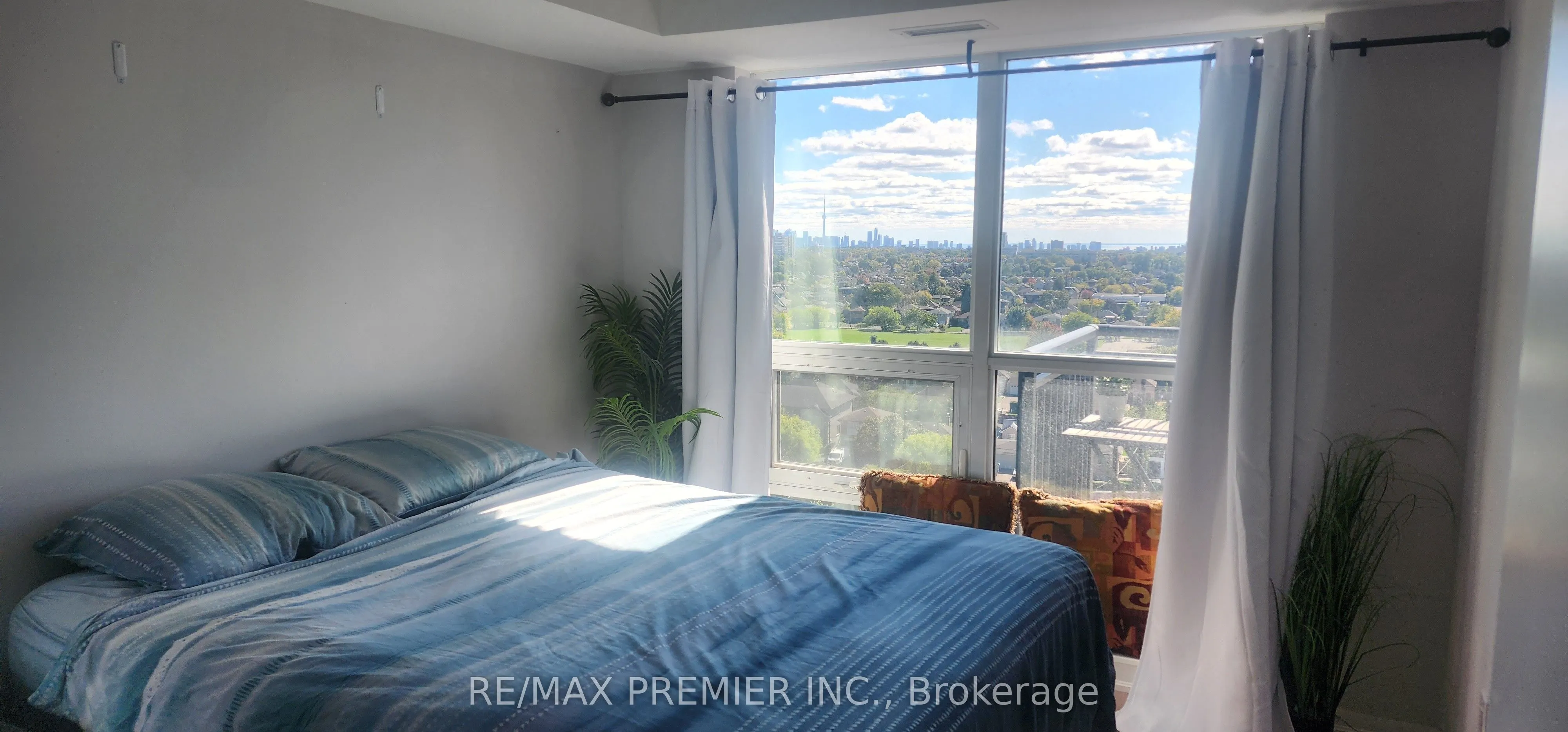830 Lawrence Avenue W, #1109