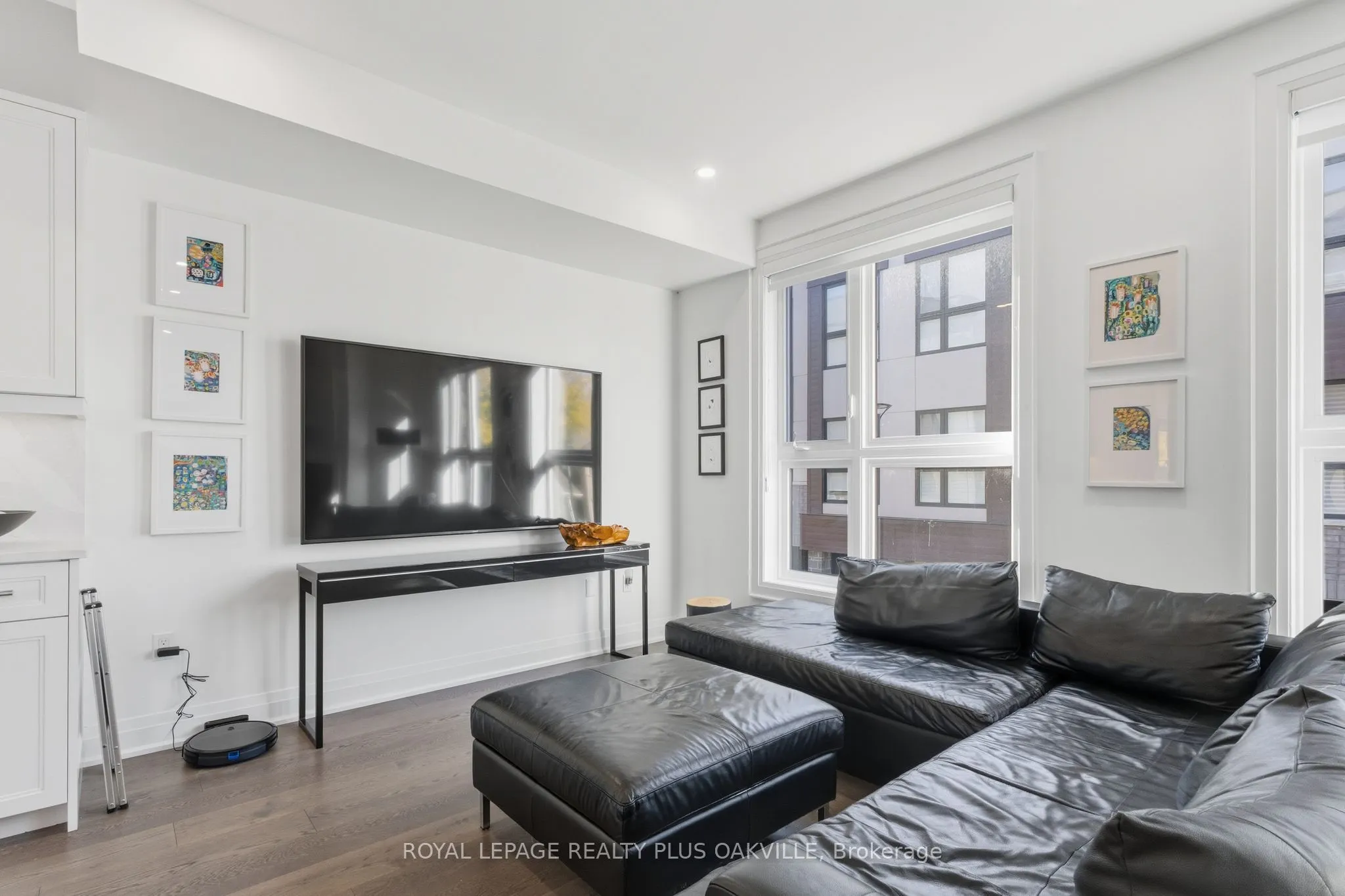3228 Ellyn Common