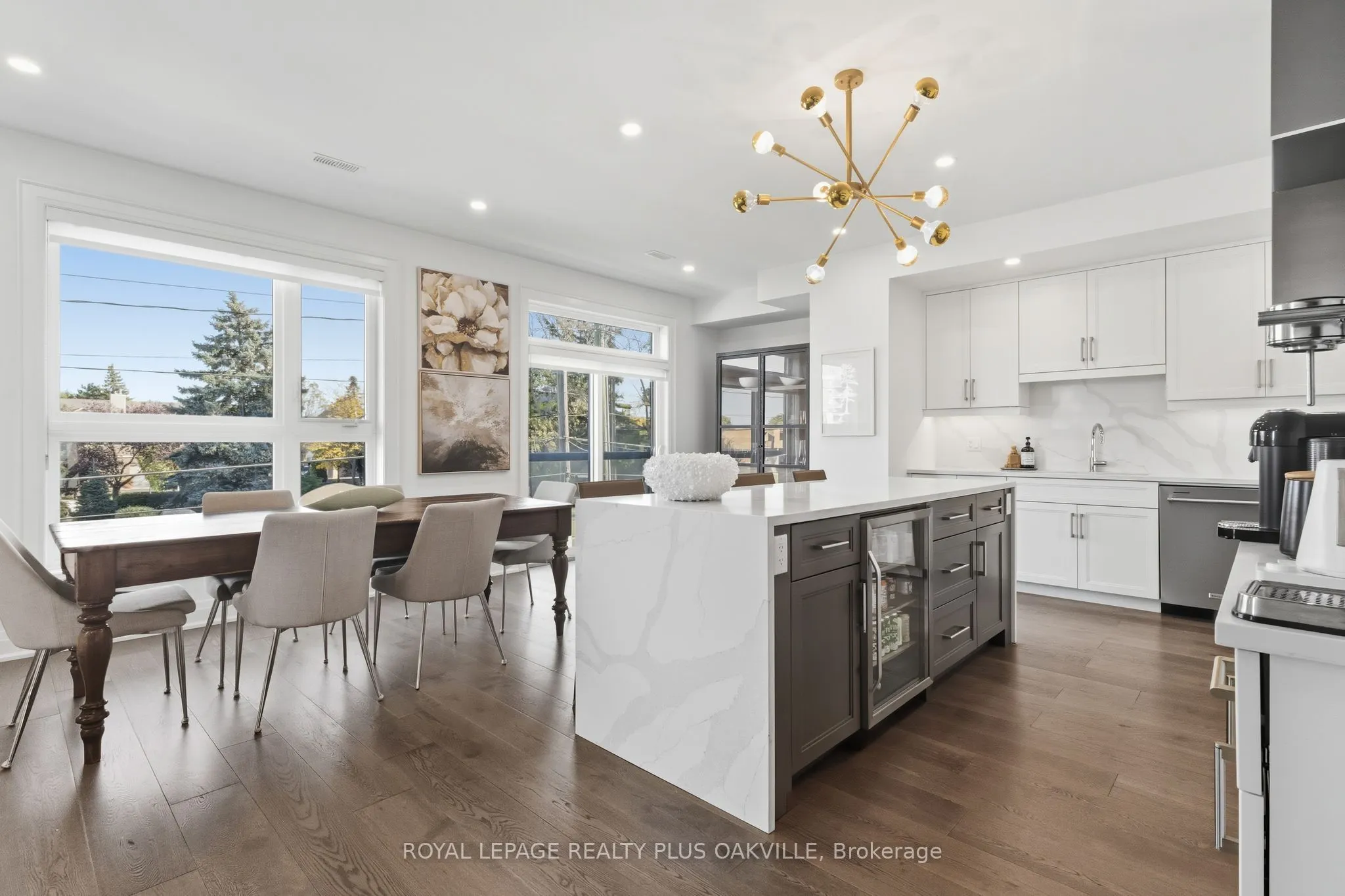 3228 Ellyn Common
