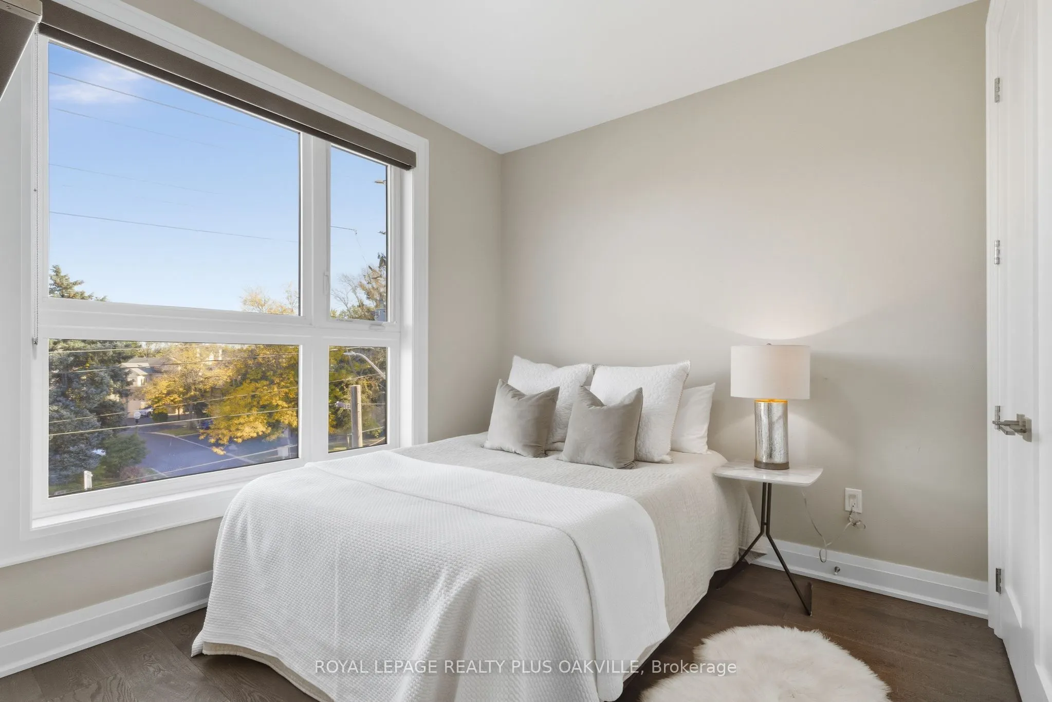 3228 Ellyn Common