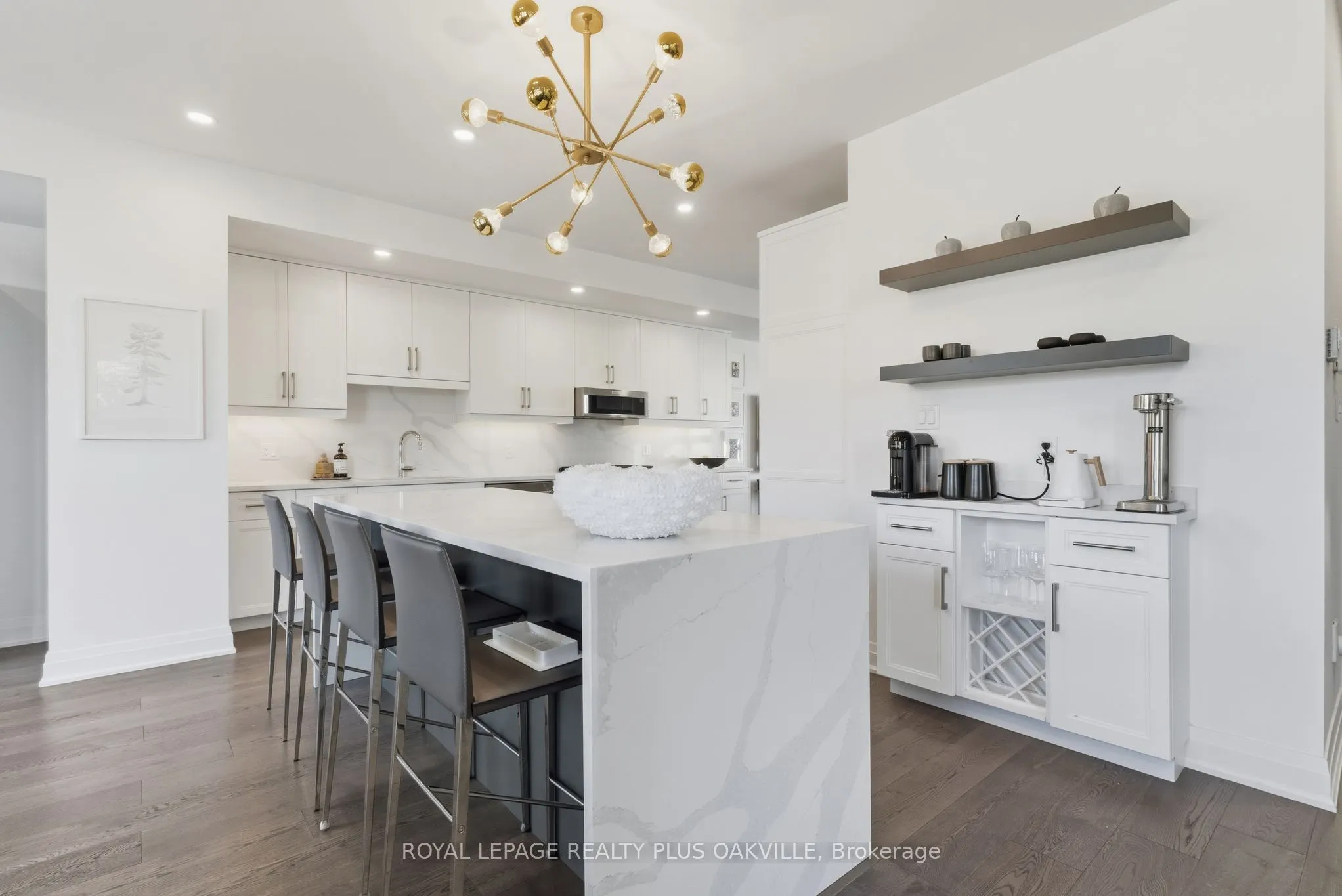 3228 Ellyn Common