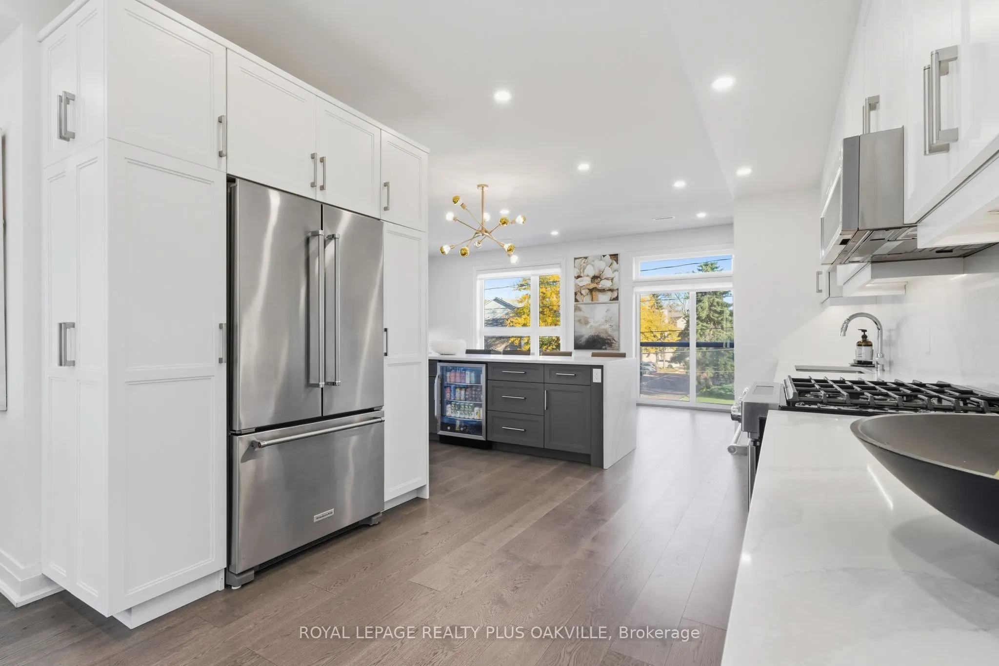 3228 Ellyn Common