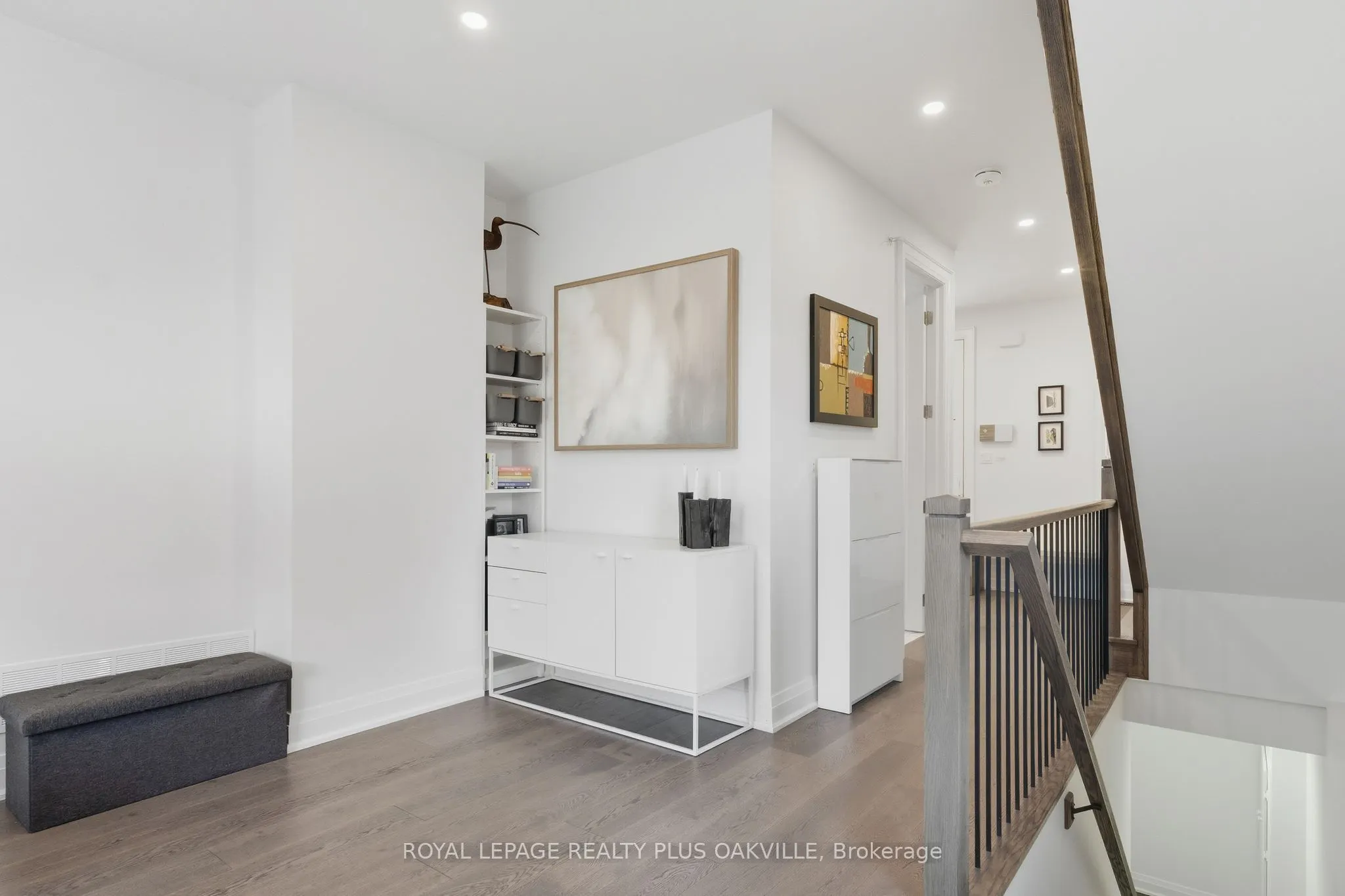 3228 Ellyn Common