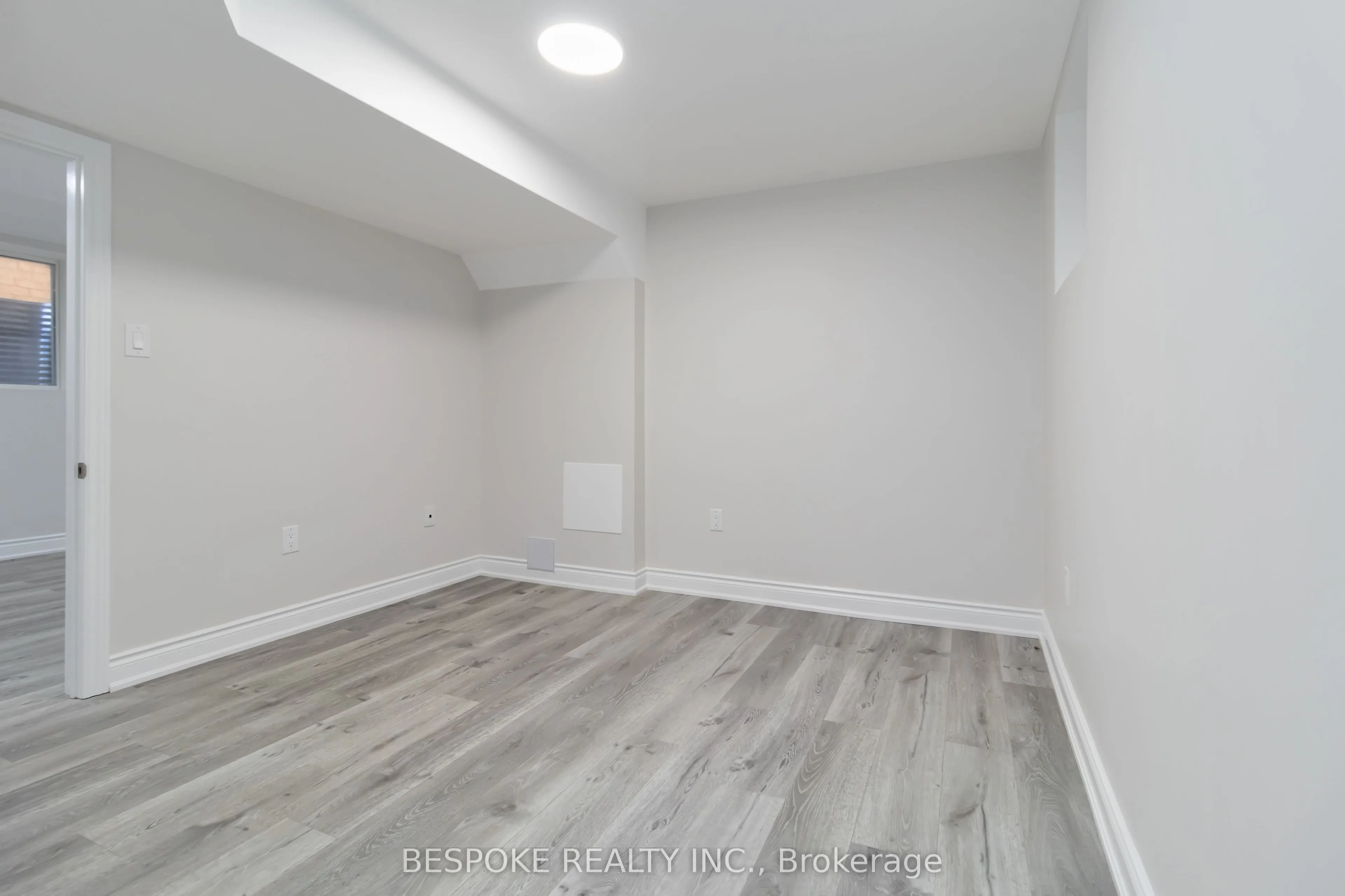 4 Avocet Gate, #Basement