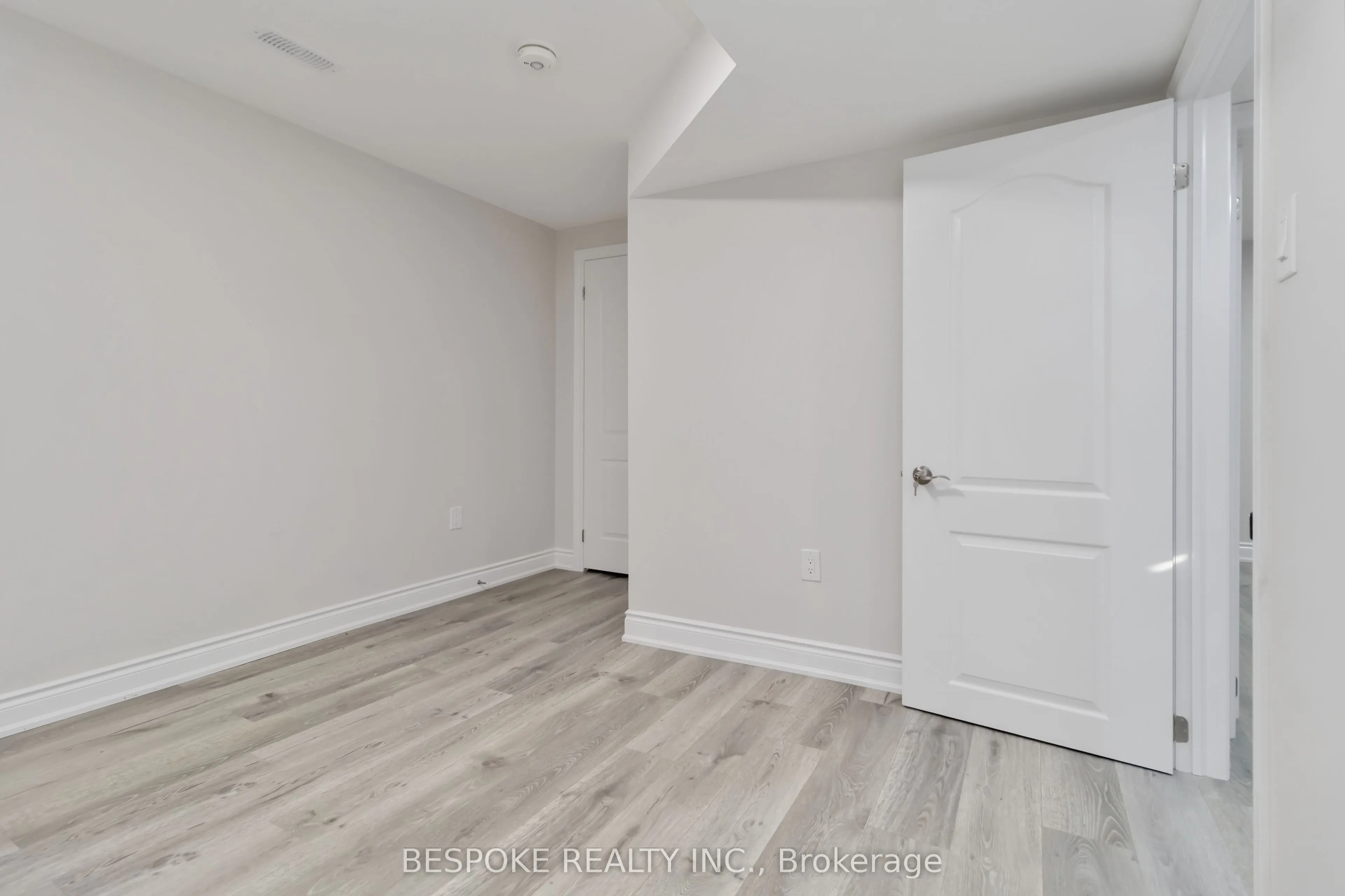 4 Avocet Gate, #Basement