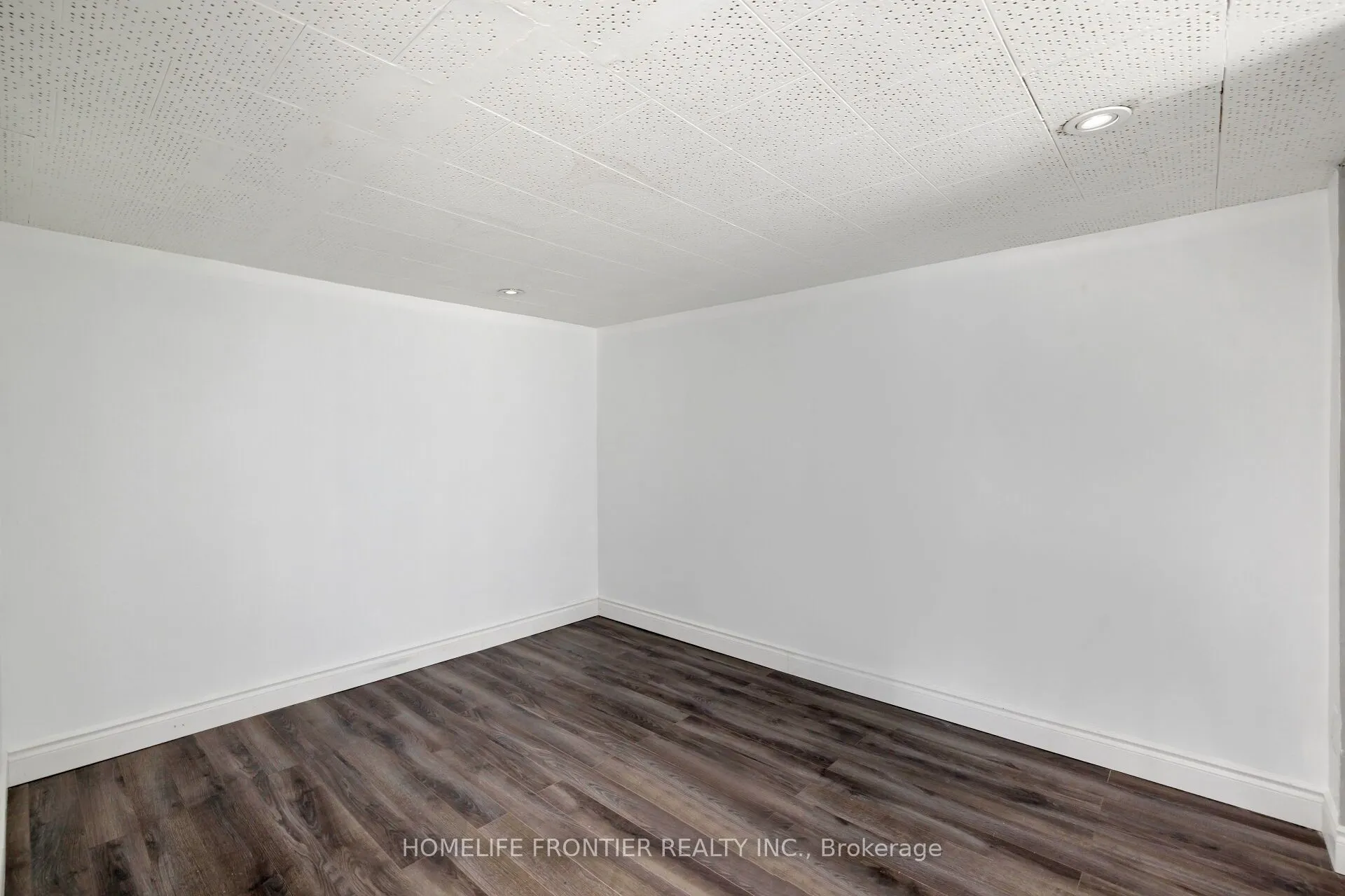 23 Alhart Drive, #Lower Level