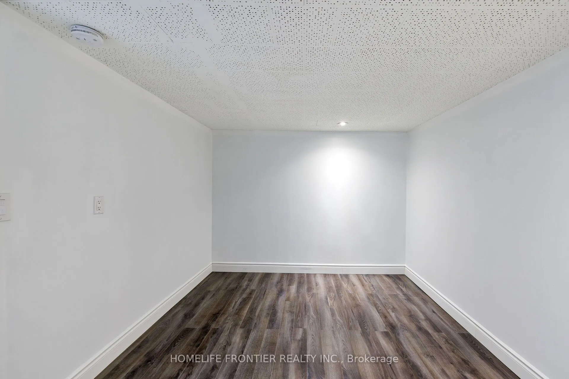 23 Alhart Drive, #Lower Level