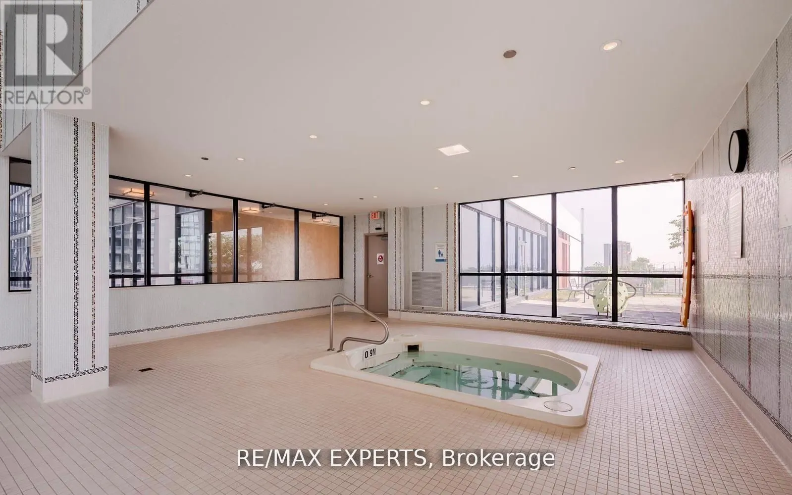 55 Eglinton Avenue W, #504