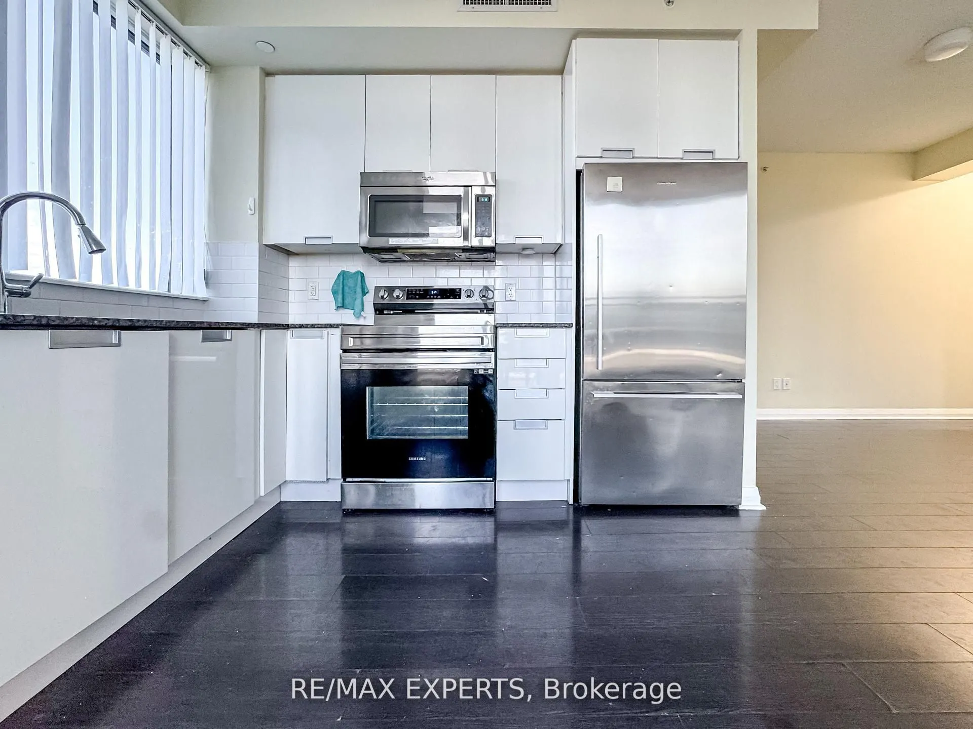 55 Eglinton Avenue W, #504