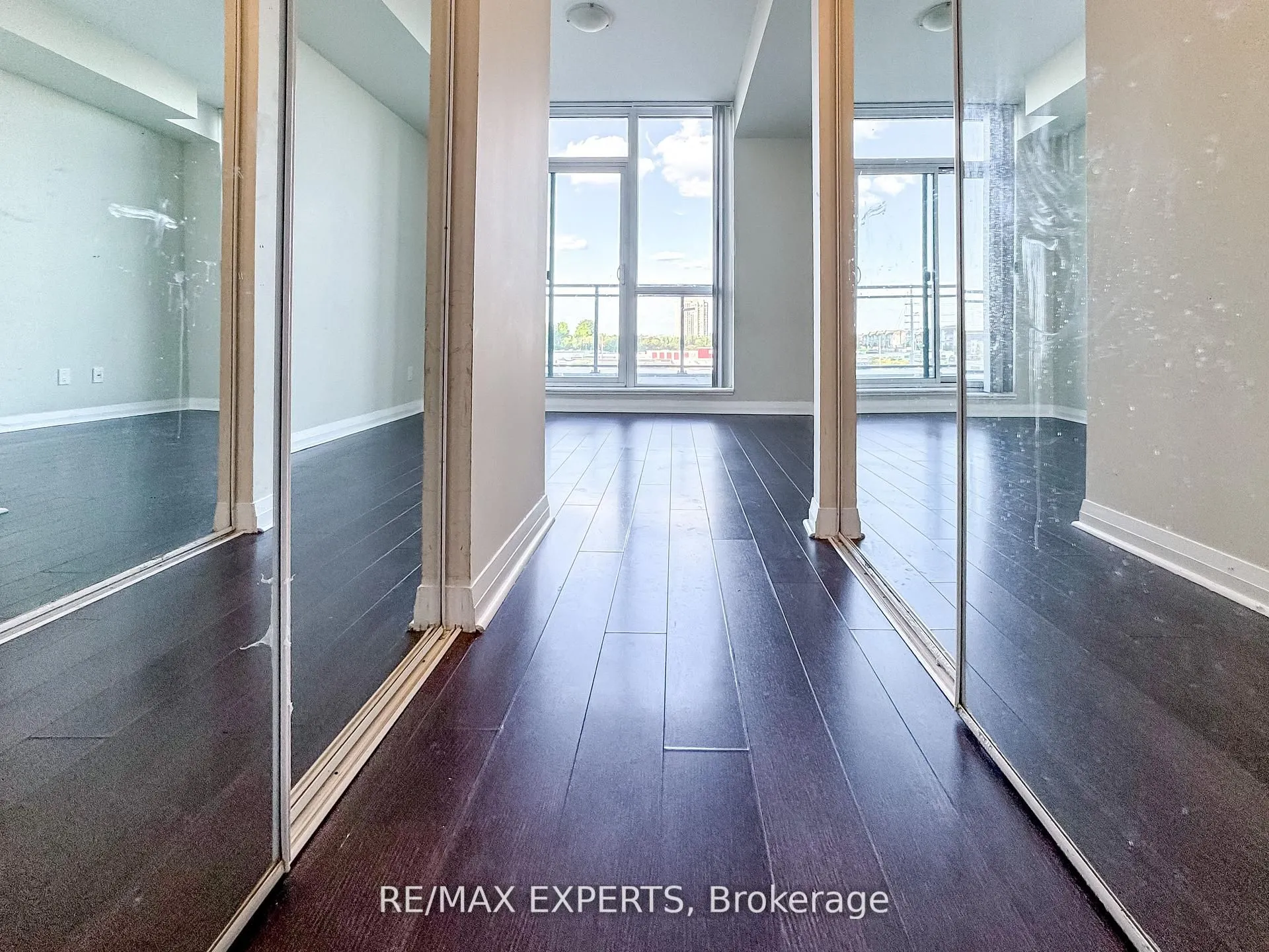55 Eglinton Avenue W, #504