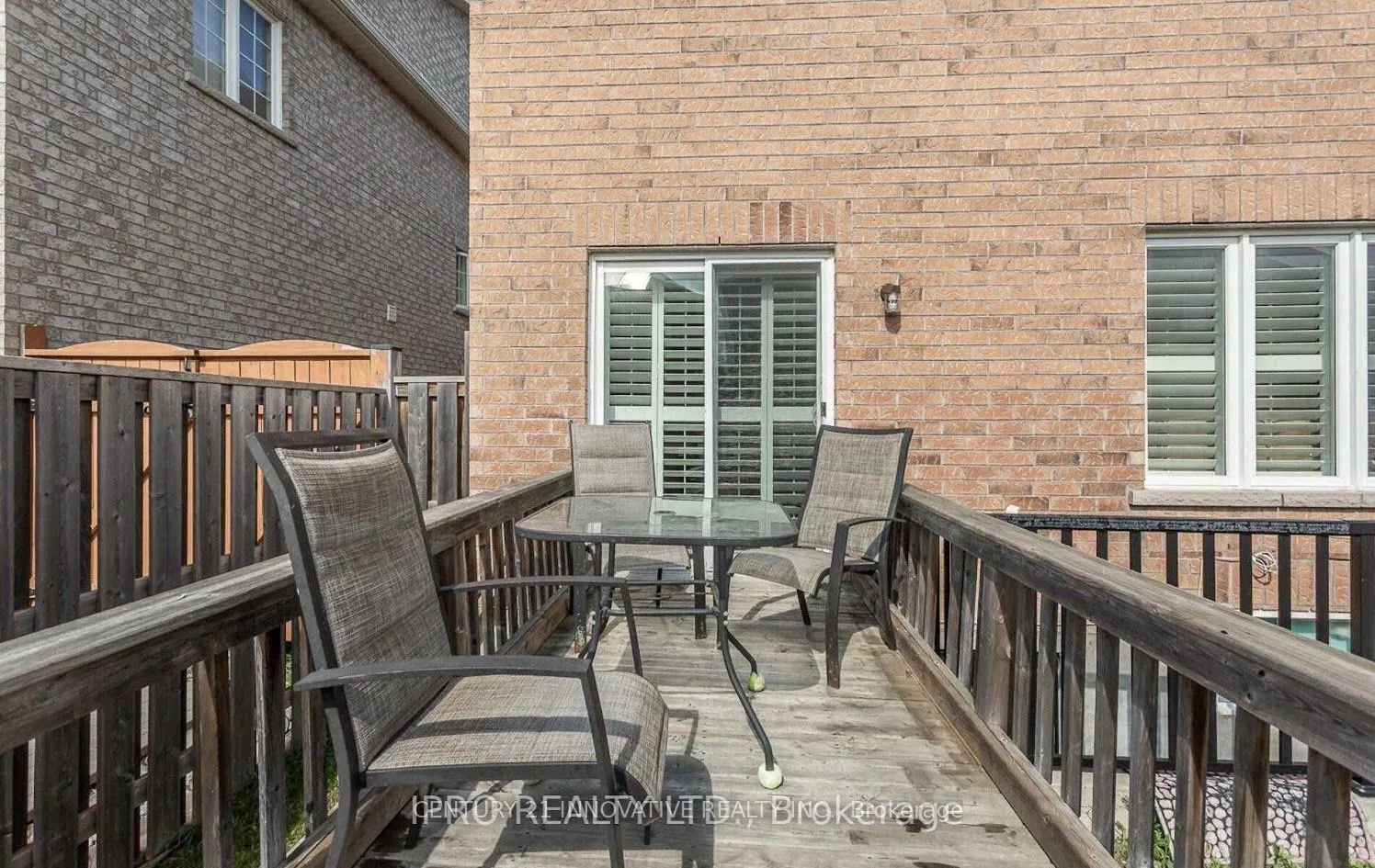 126 Footbridge Crescent