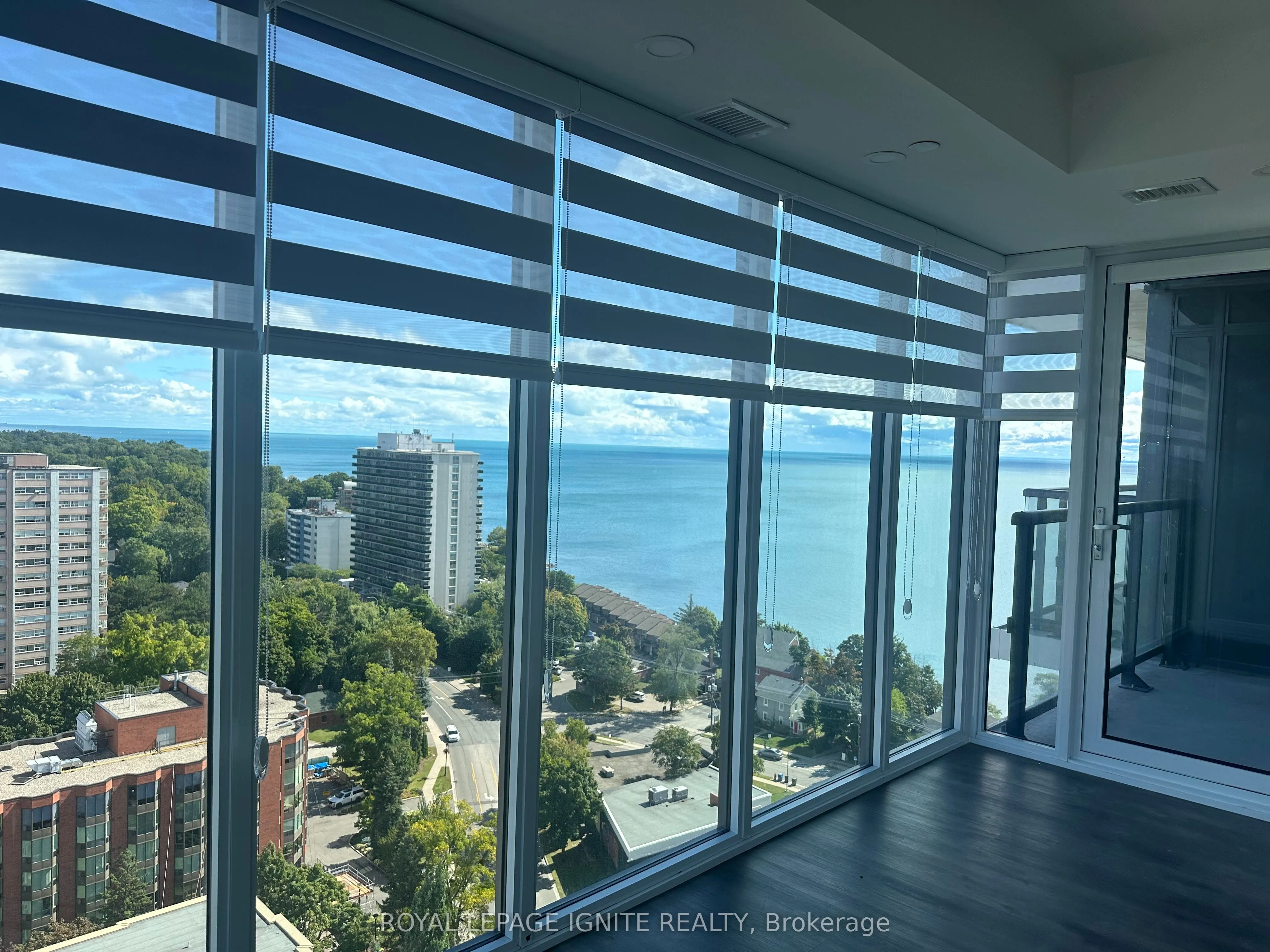 370 Martha Street, #1702