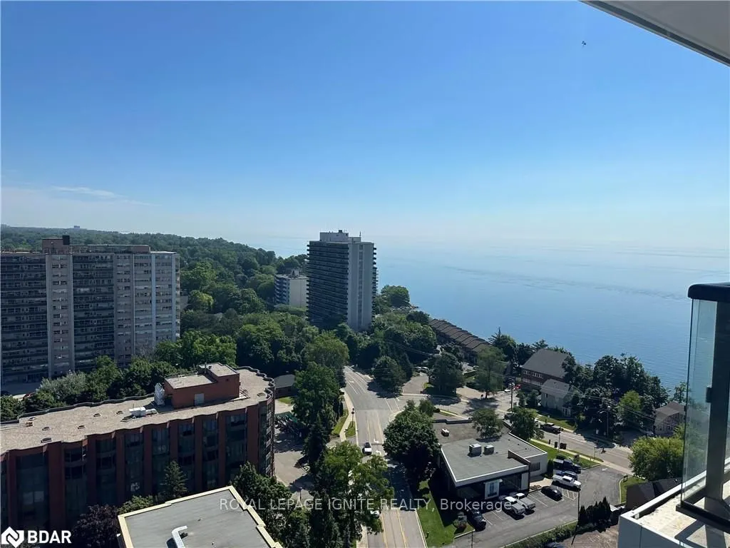 370 Martha Street, #1702