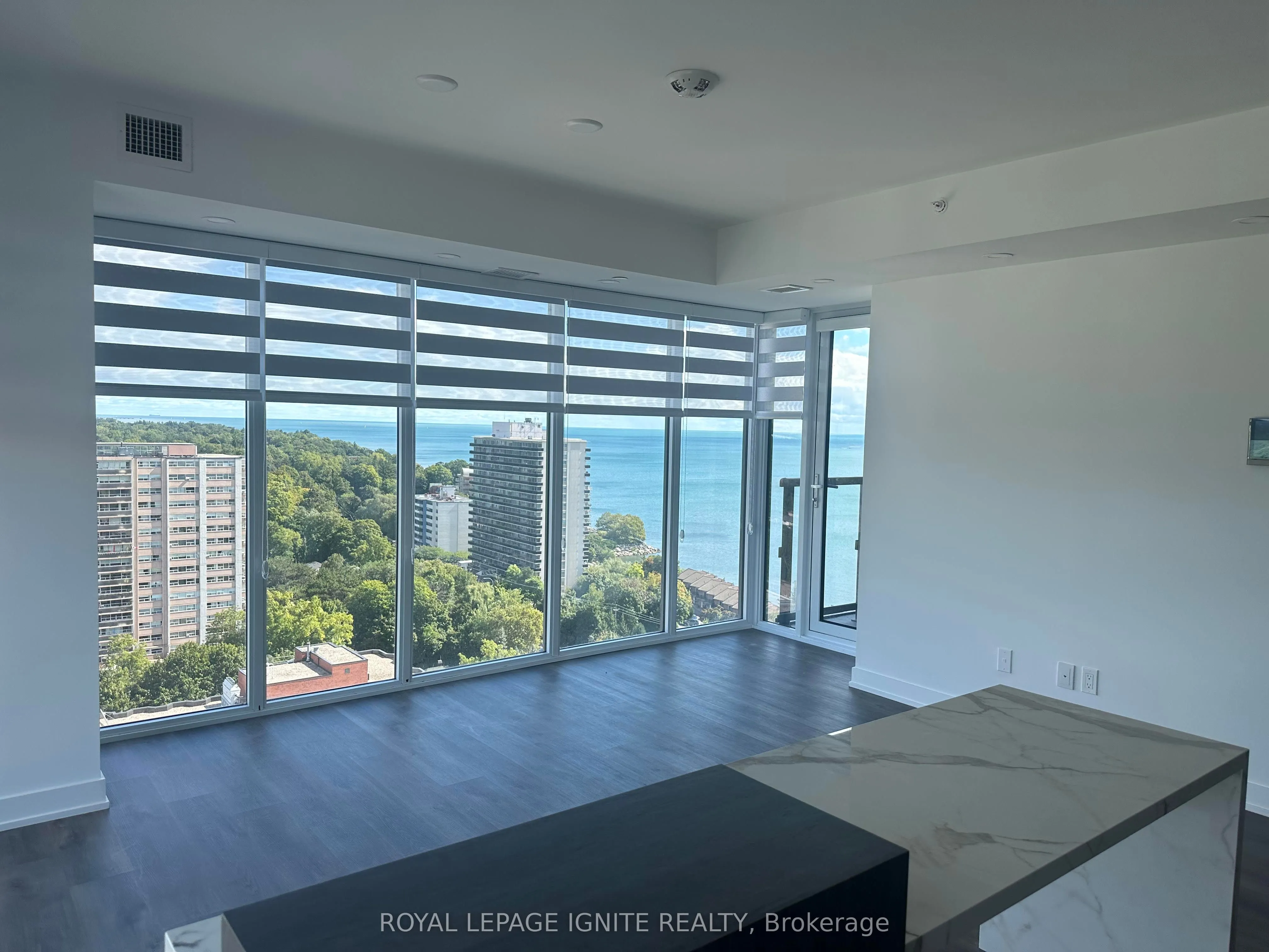 370 Martha Street, #1702
