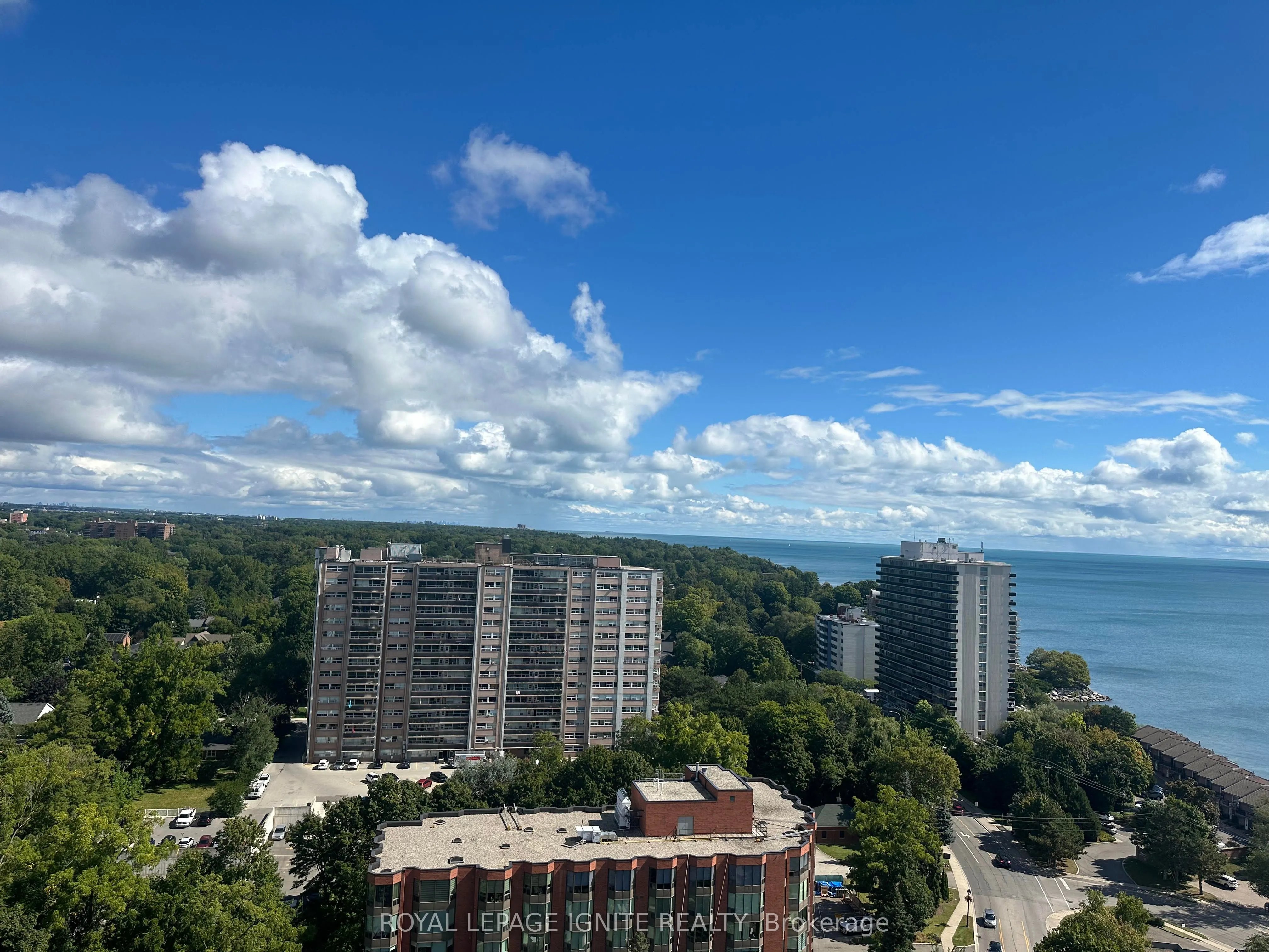 370 Martha Street, #1702