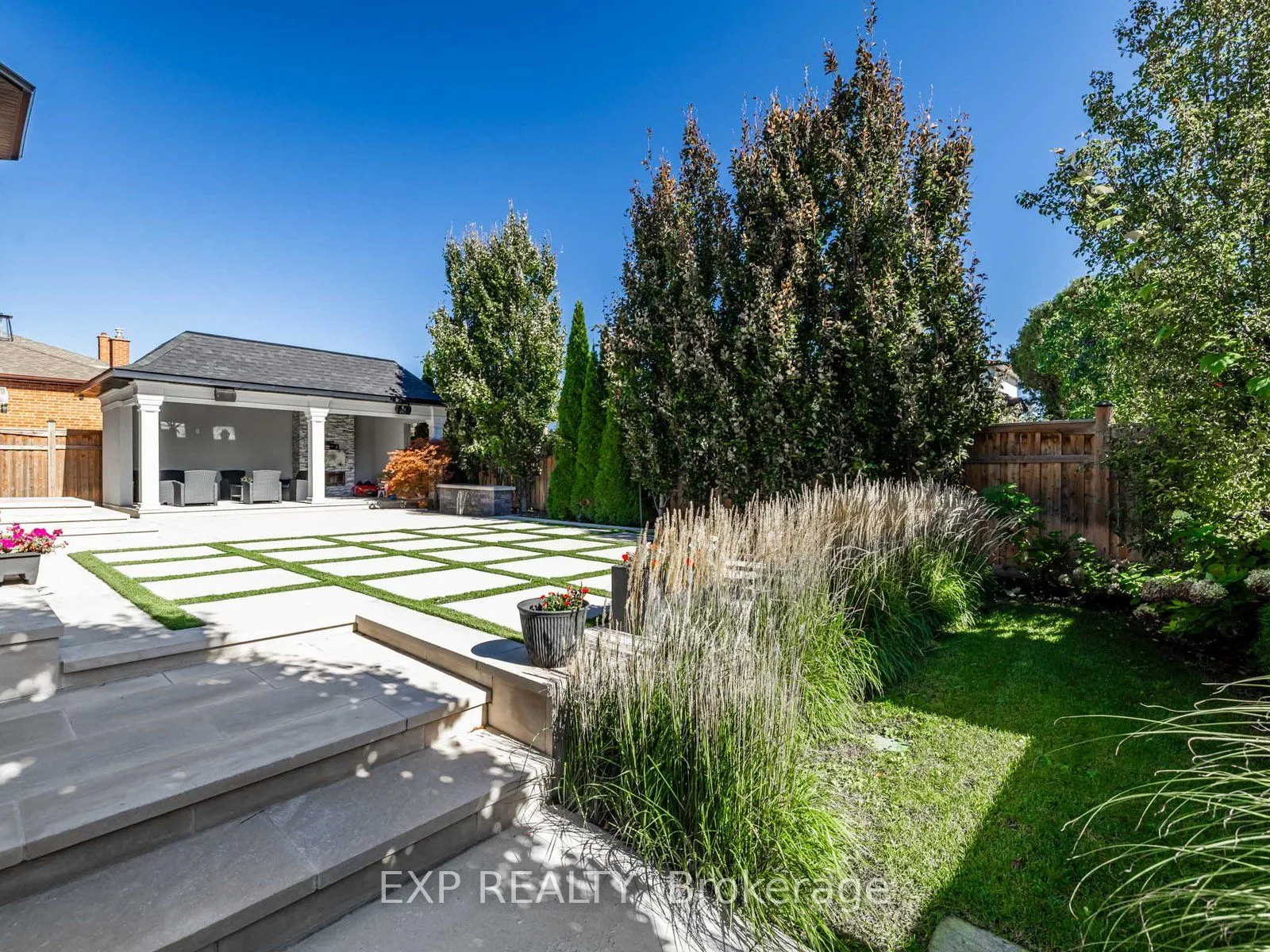 13 Bourdon Avenue