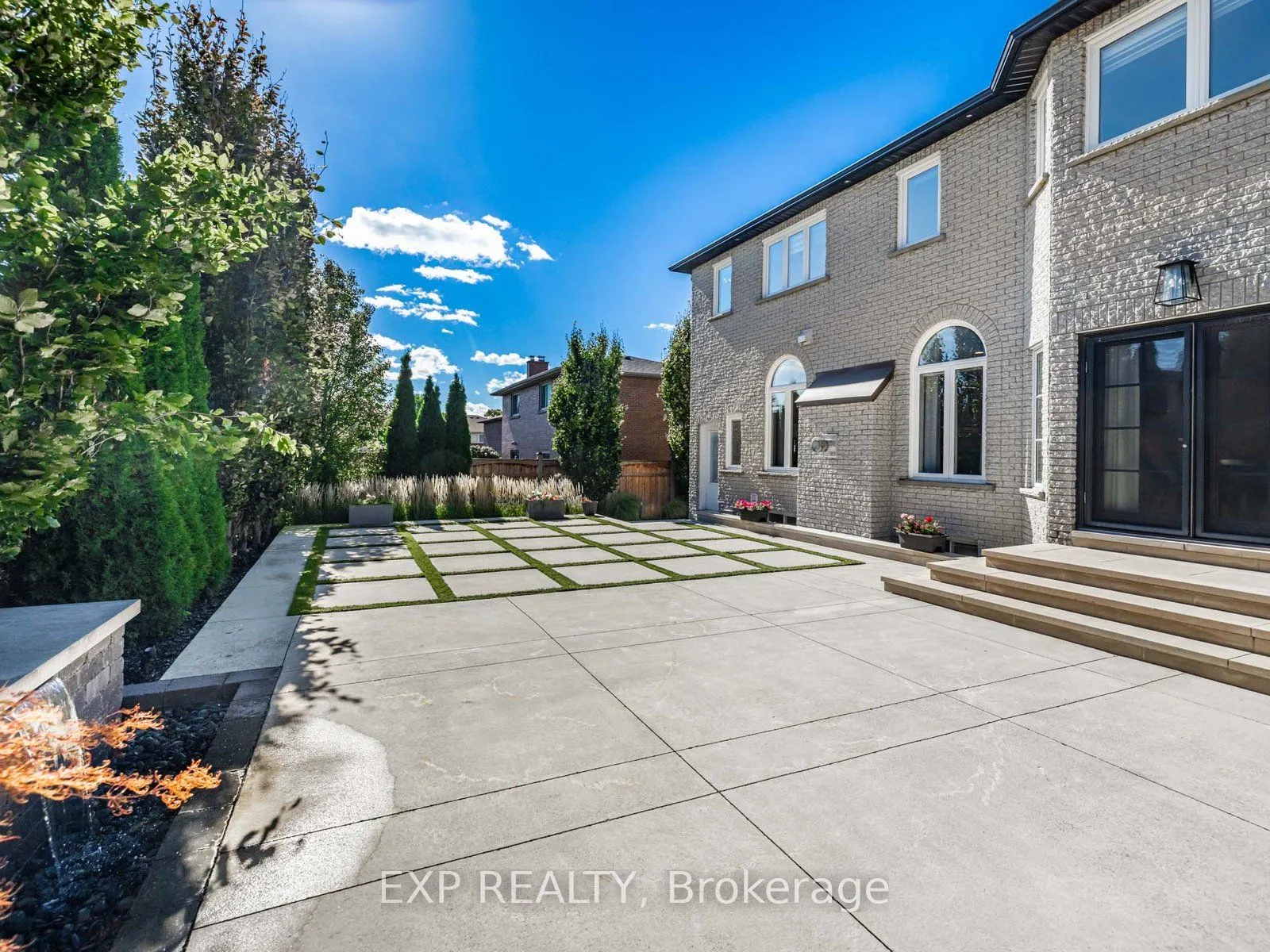 13 Bourdon Avenue