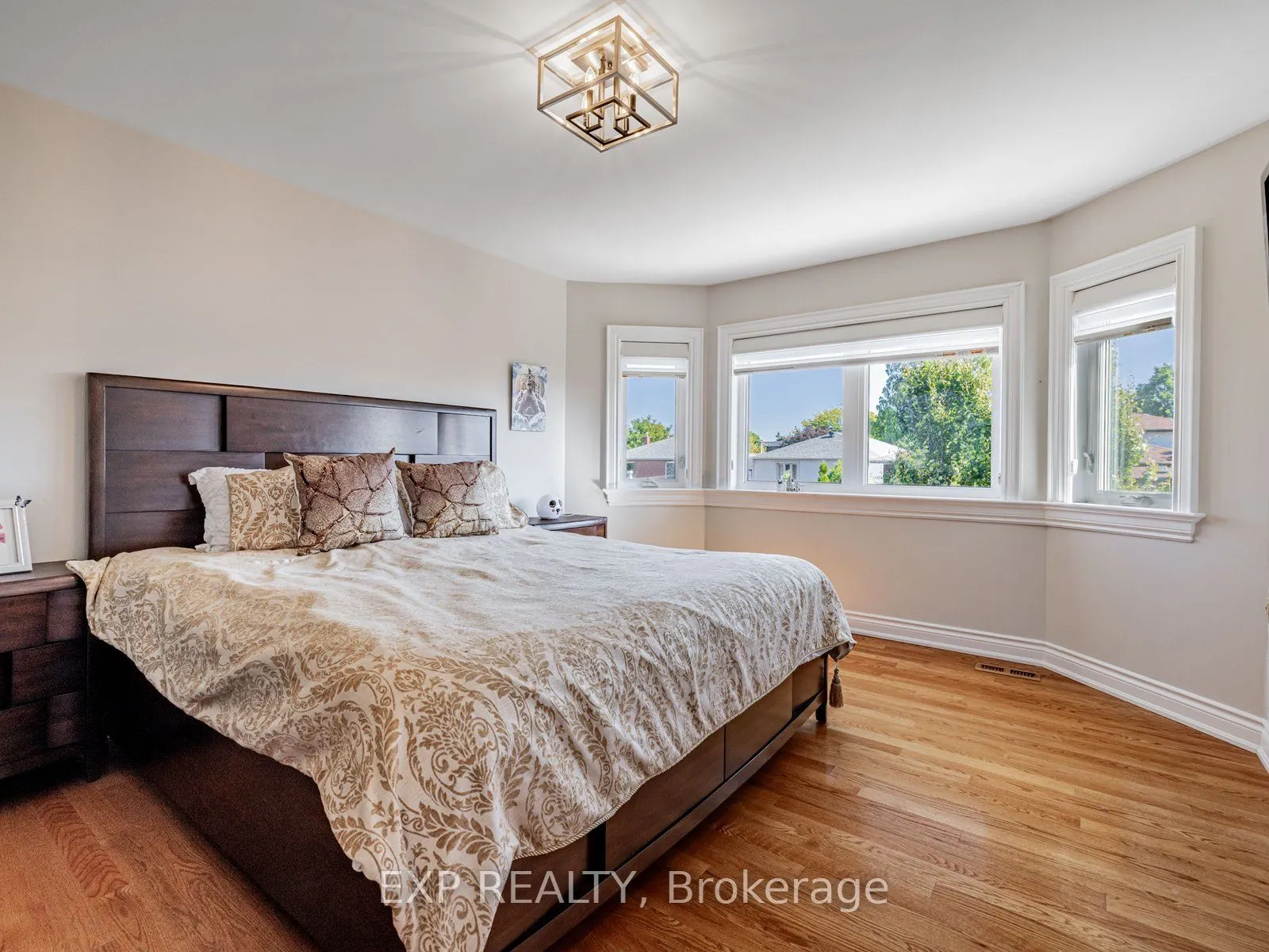 13 Bourdon Avenue
