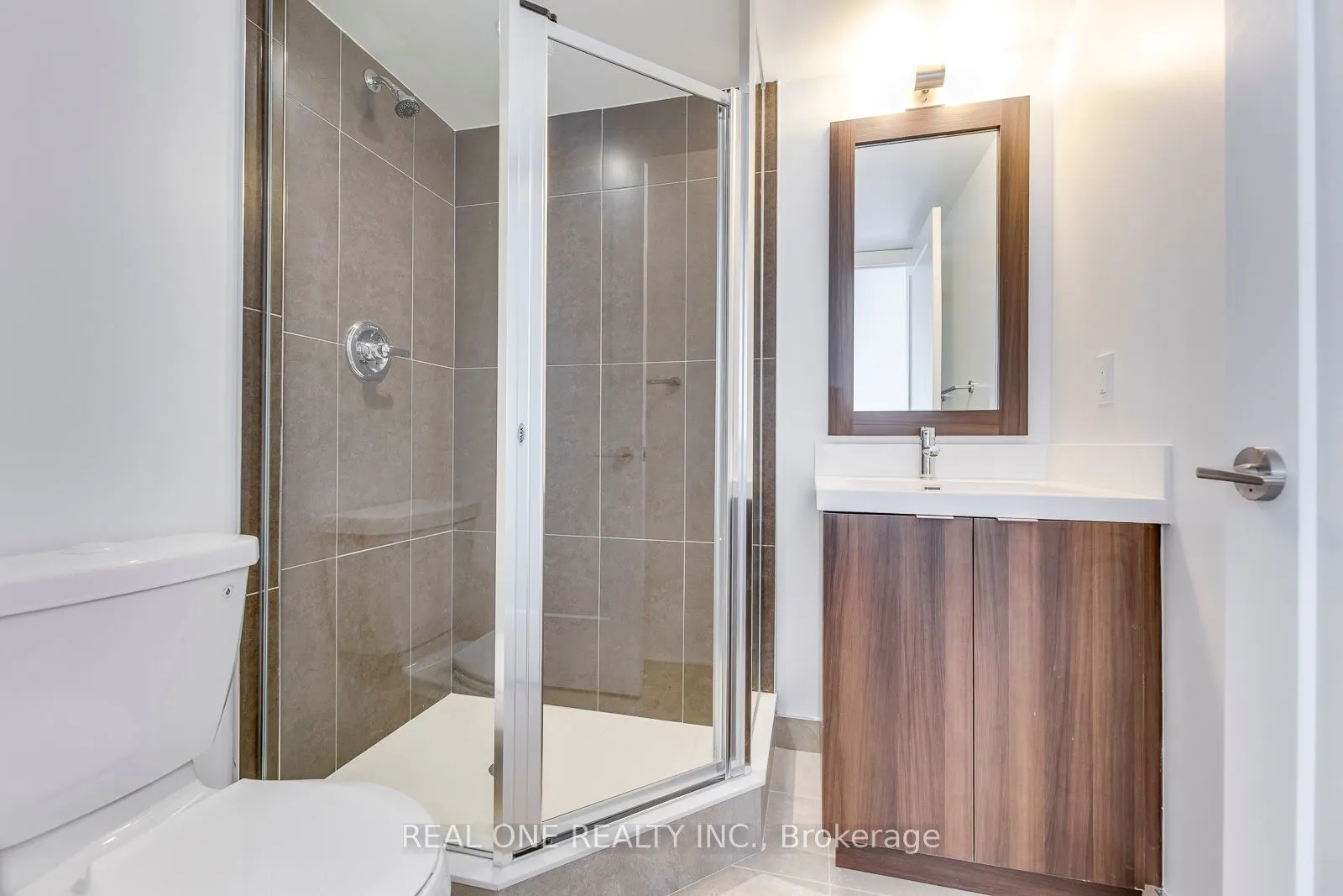 9 Mabelle Avenue, #616