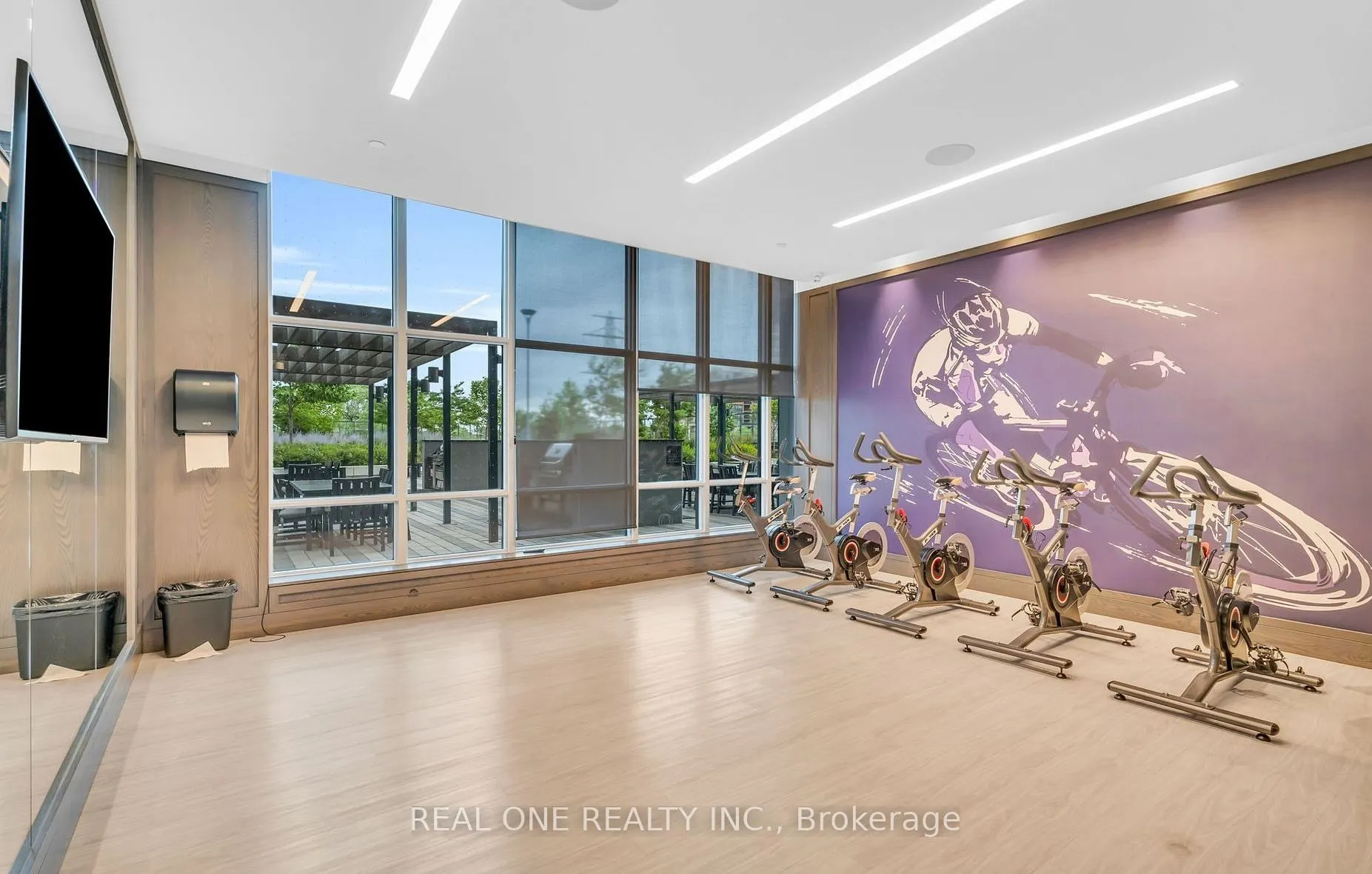 9 Mabelle Avenue, #616