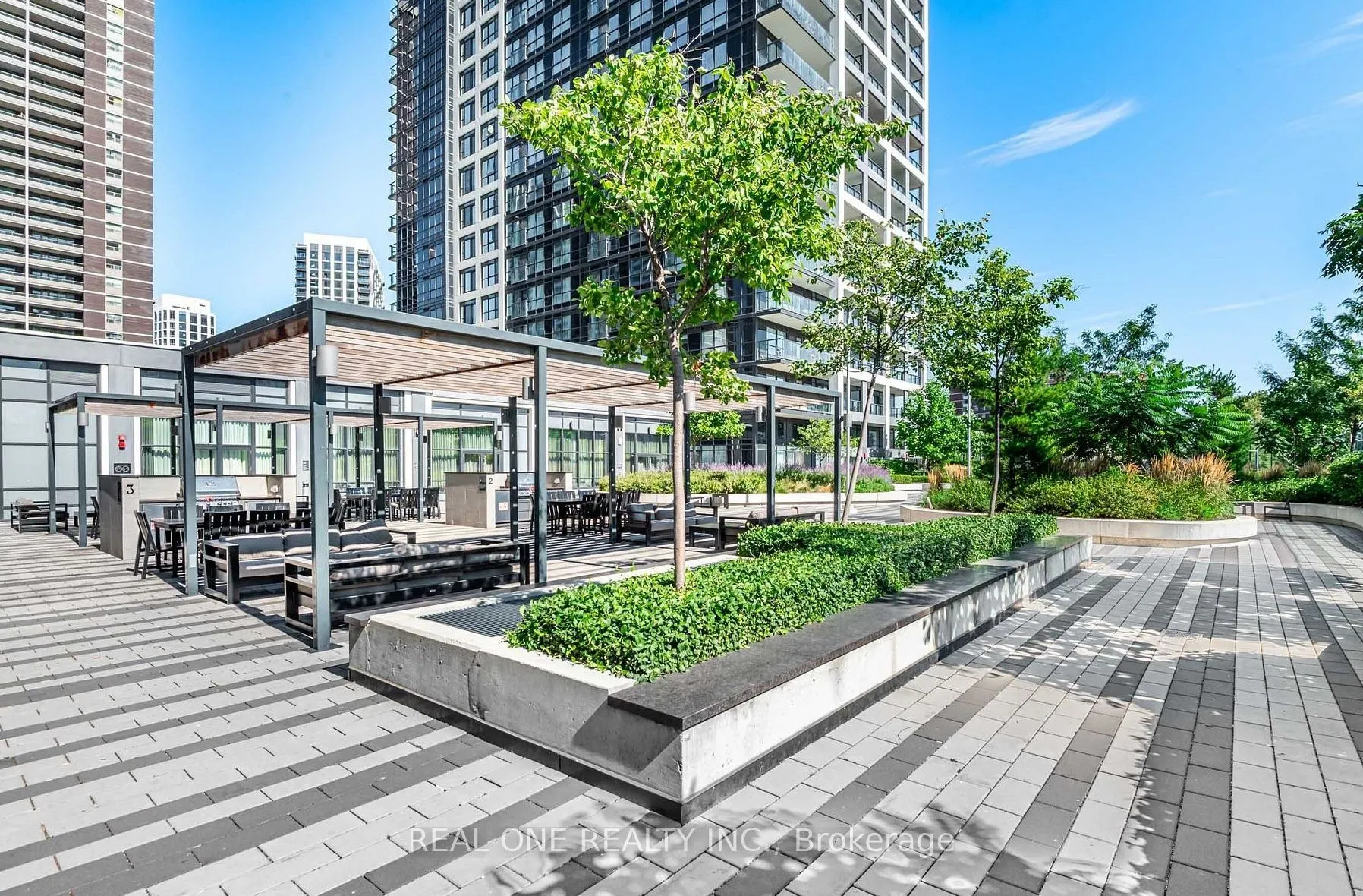 9 Mabelle Avenue, #616