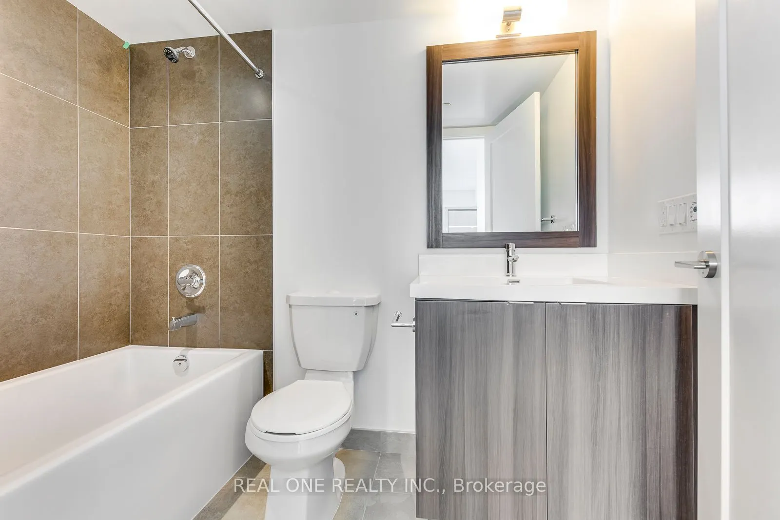 9 Mabelle Avenue, #616