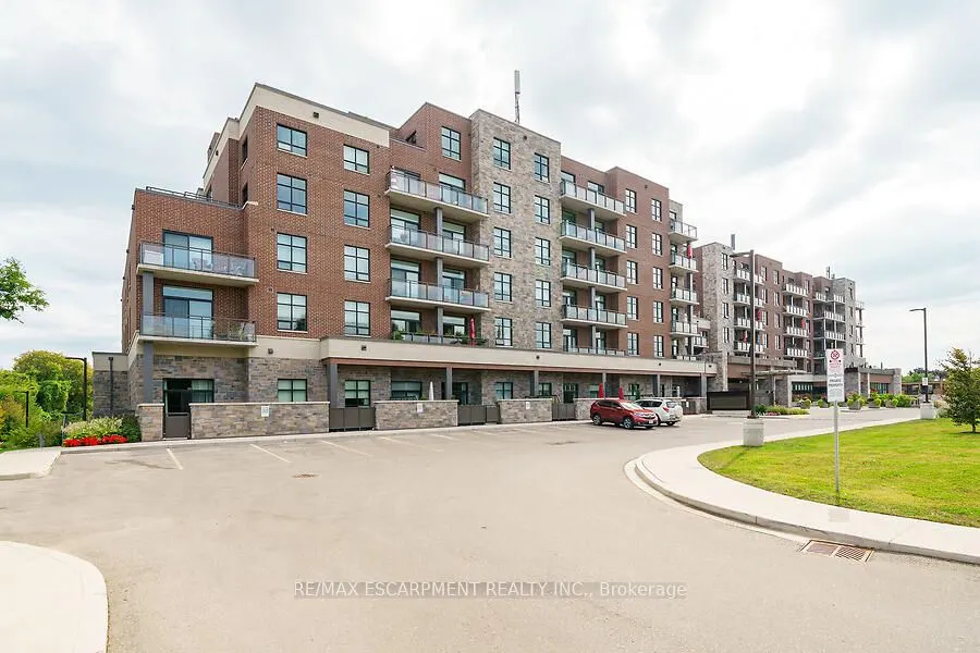 3290 New Street, #418