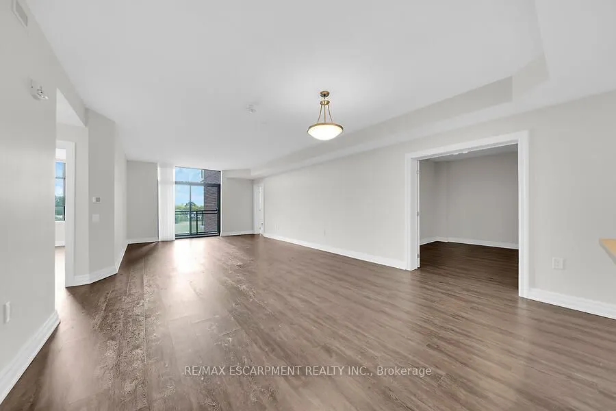 3290 New Street, #418