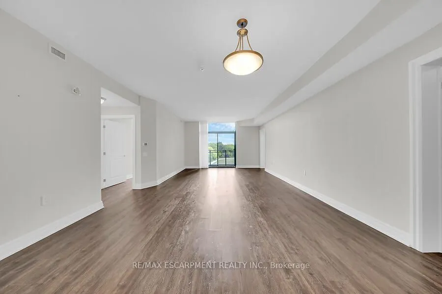 3290 New Street, #418