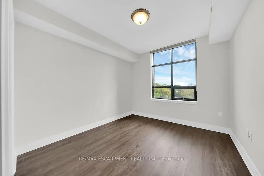 3290 New Street, #418