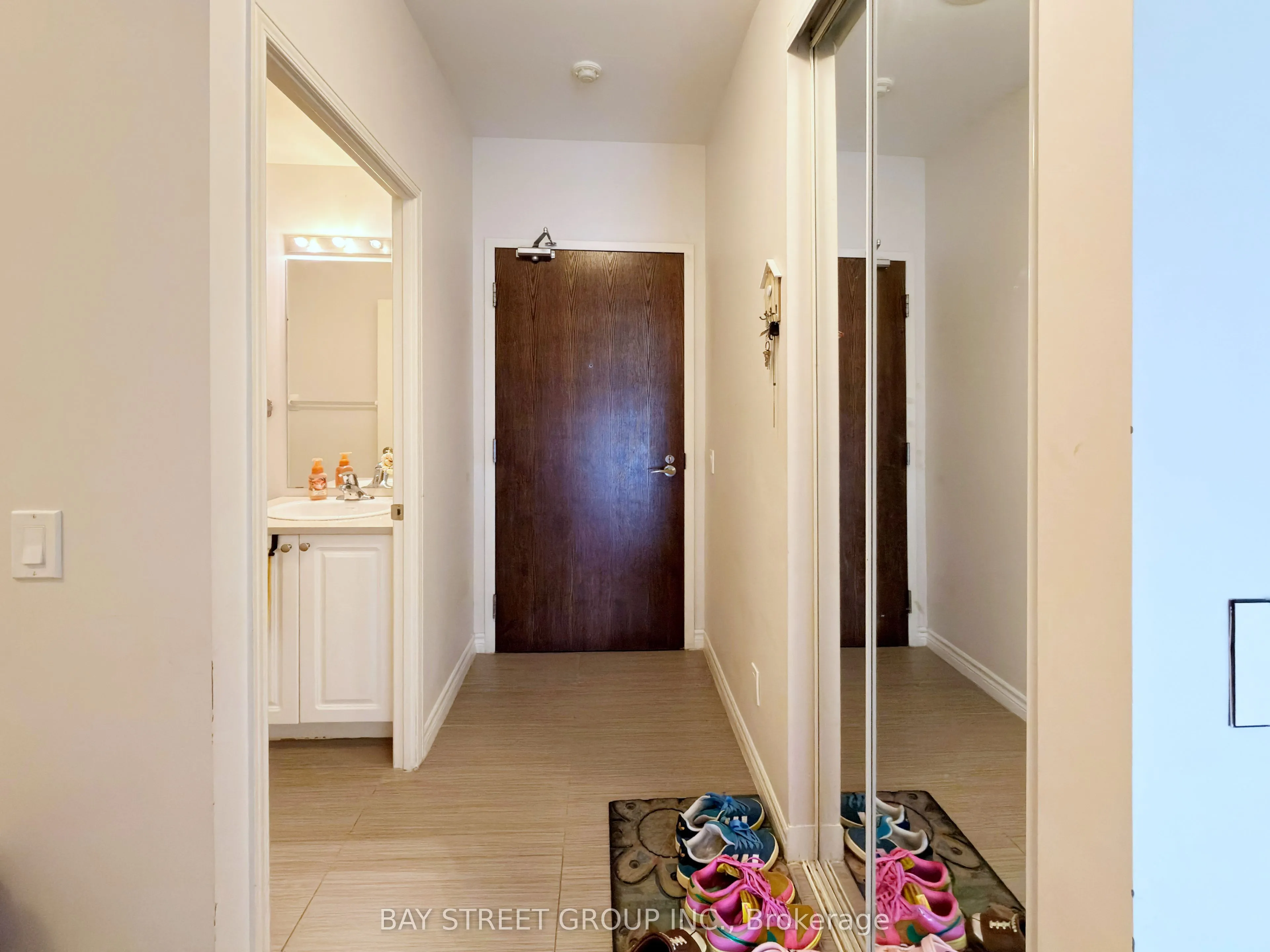 339 Rathburn Road W, #PH06
