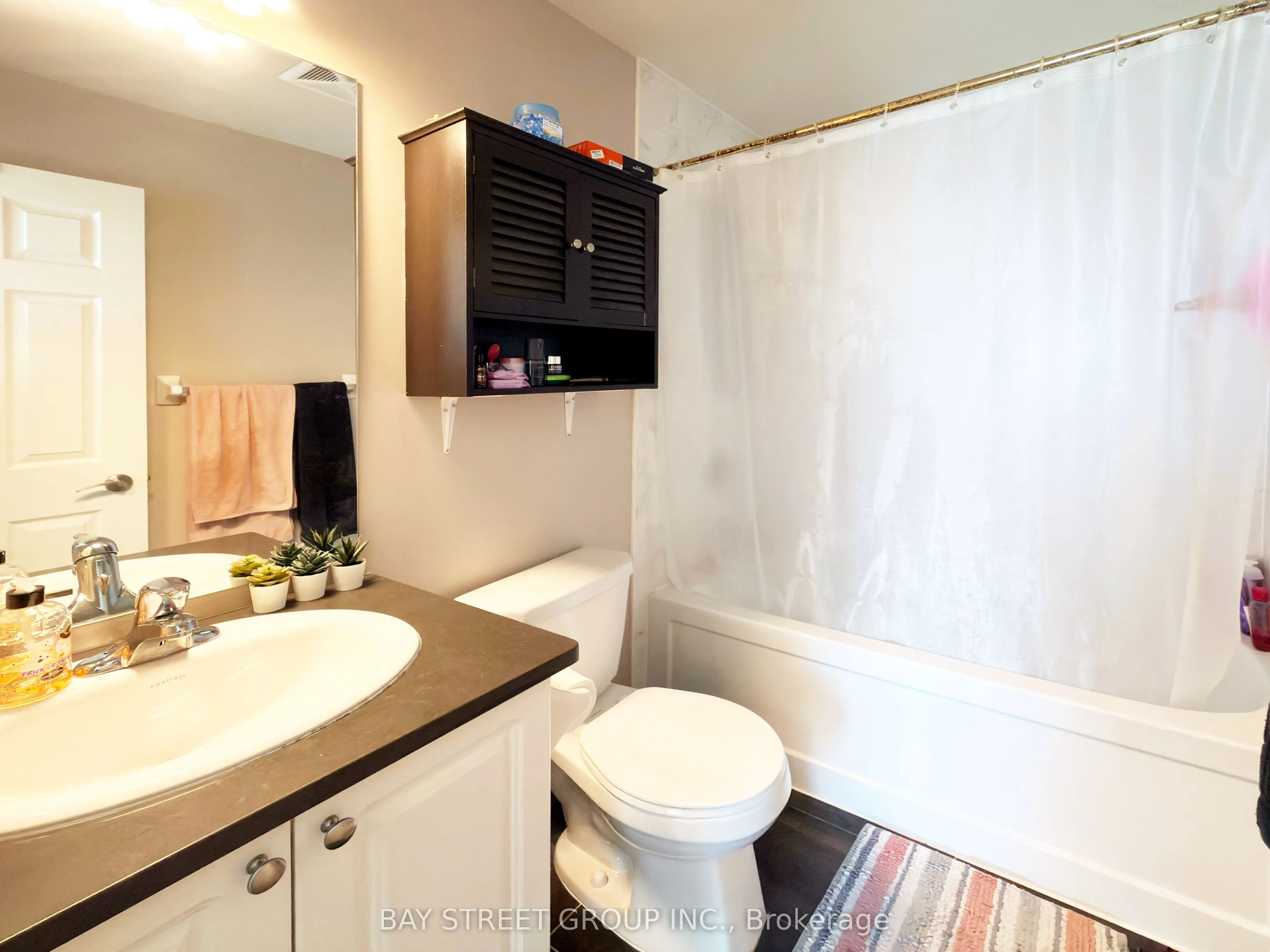 339 Rathburn Road W, #PH06