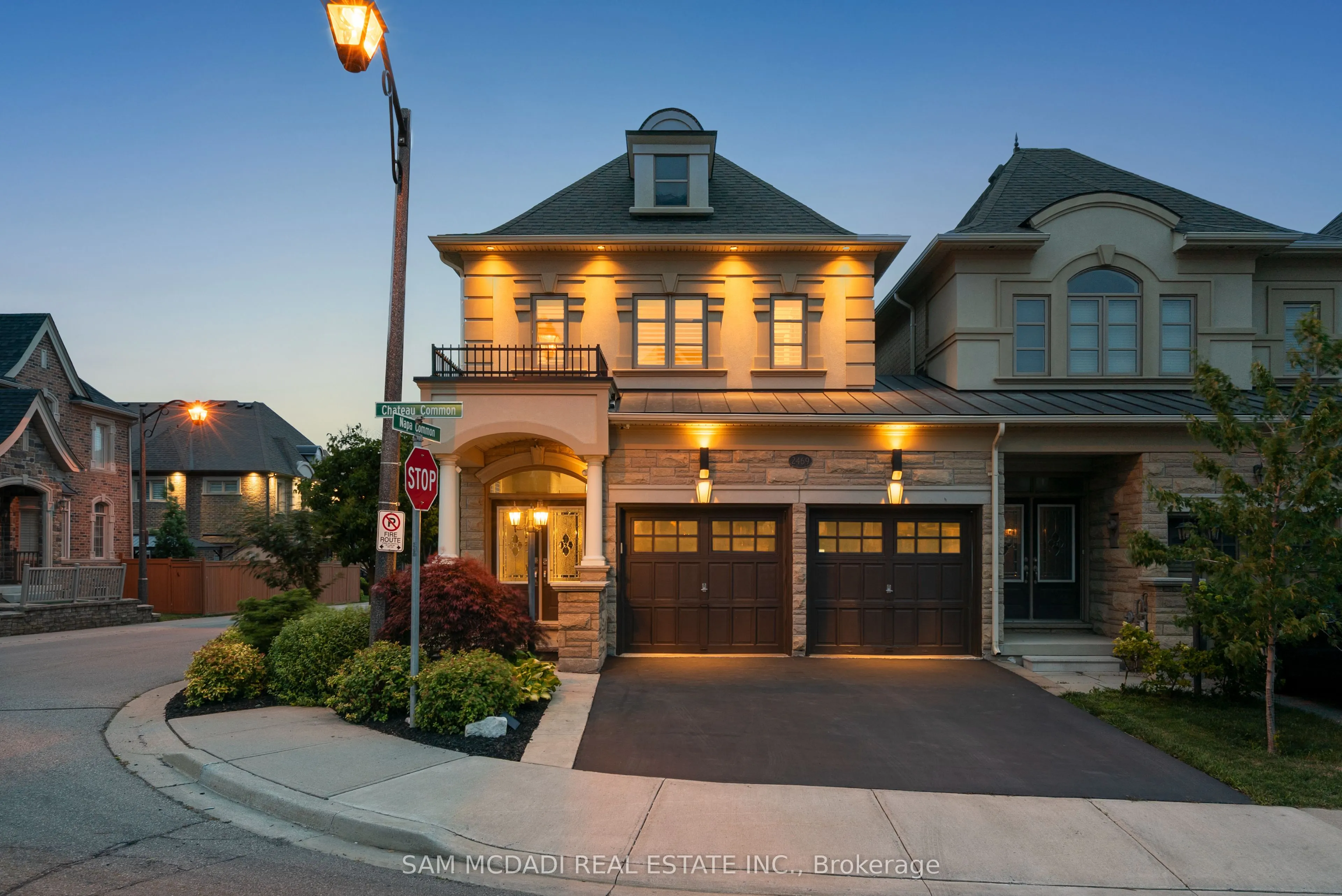 2469 Chateau Common