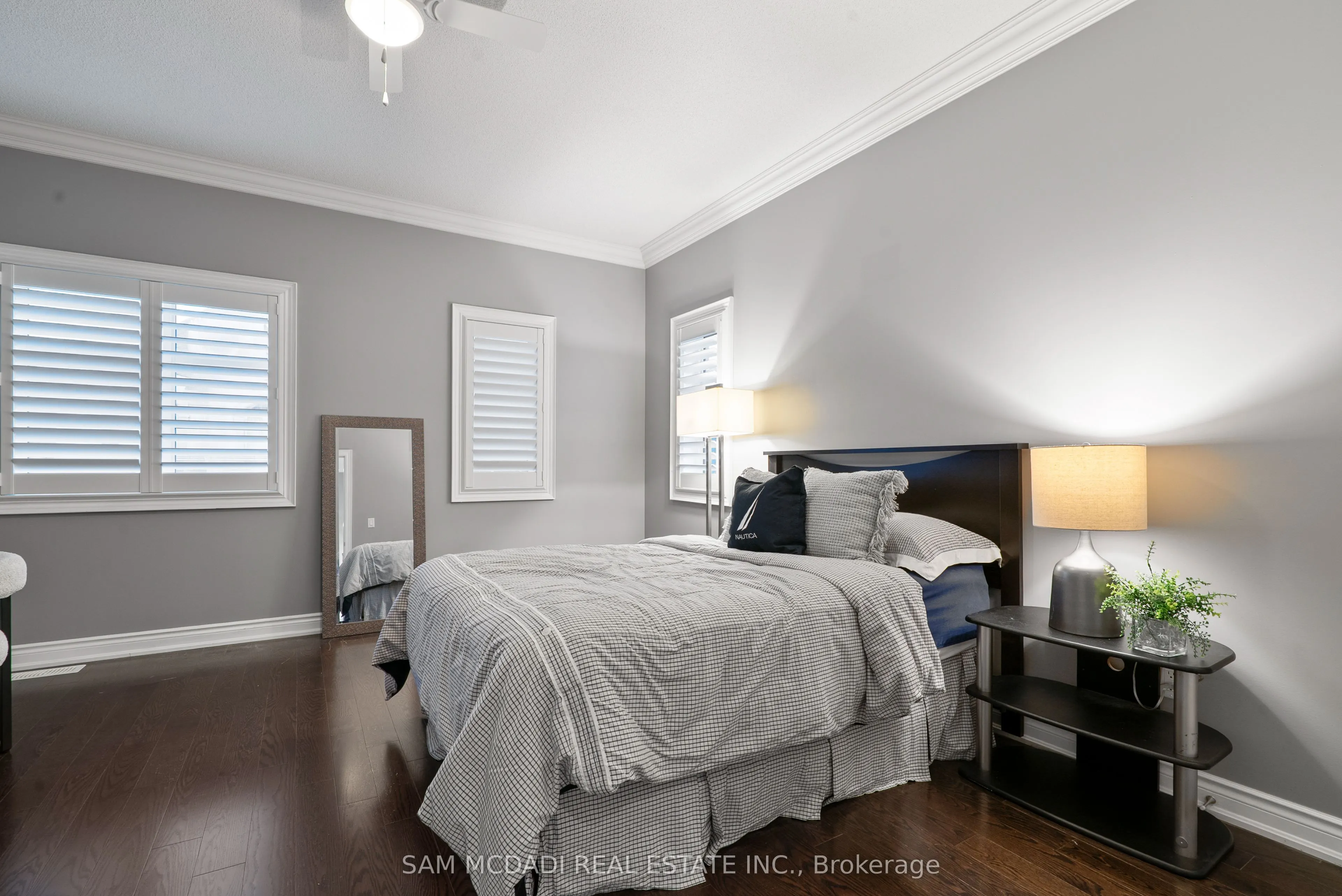 2469 Chateau Common