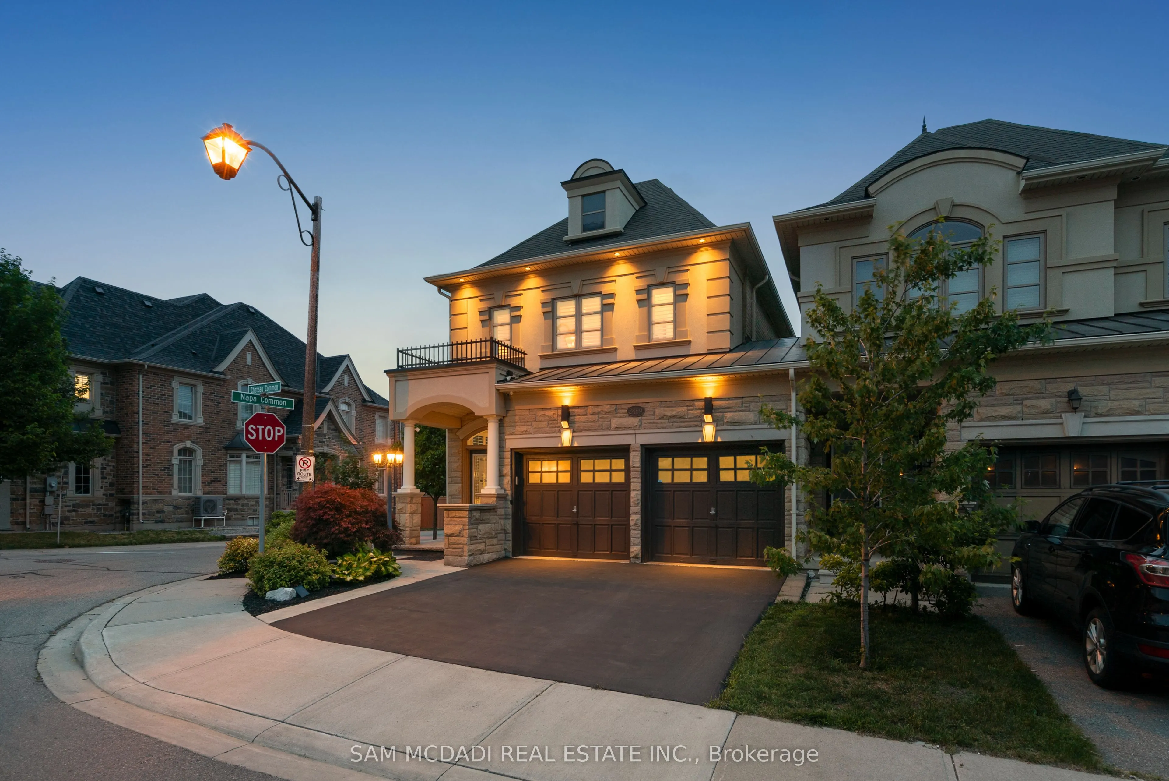 2469 Chateau Common