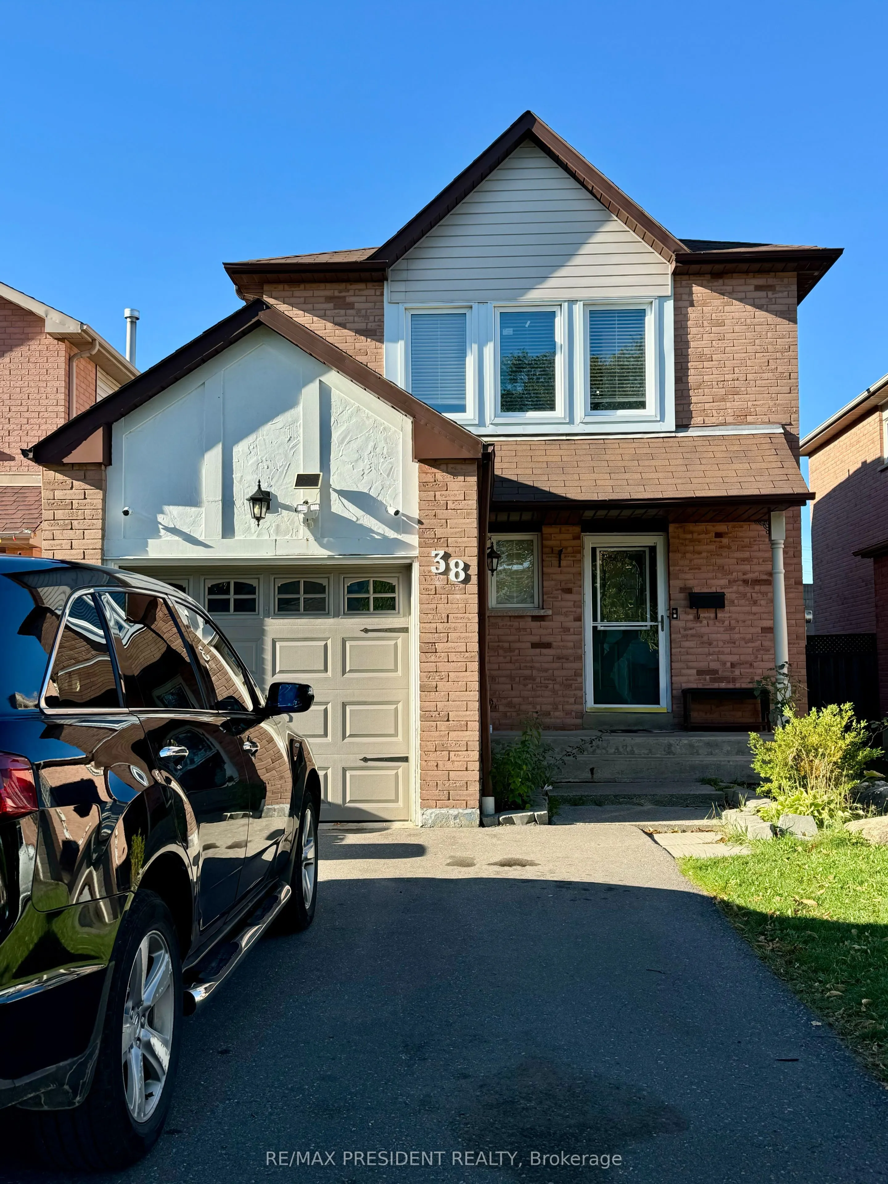 38 Nectarine Crescent