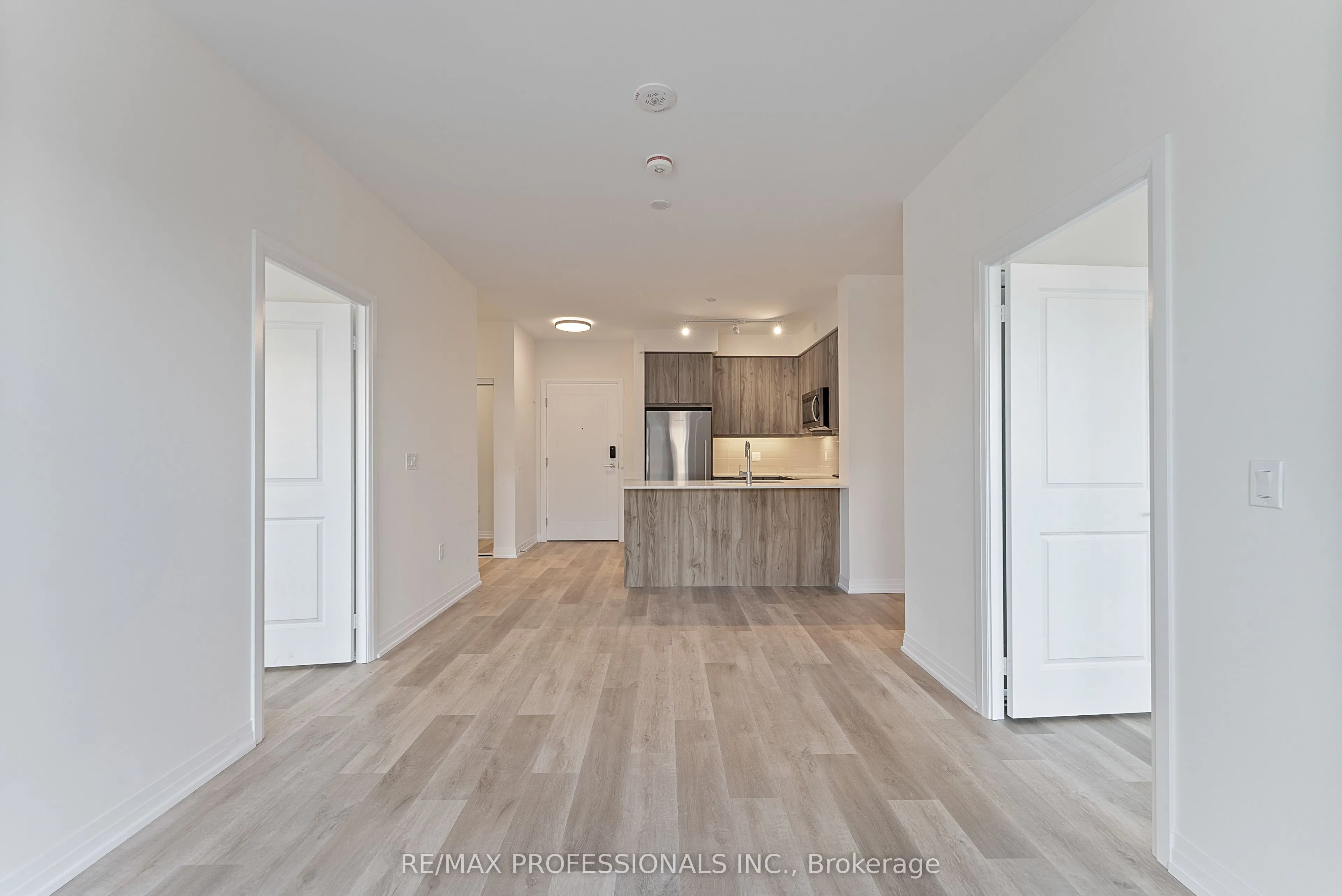 15 Watergarden Drive, #410