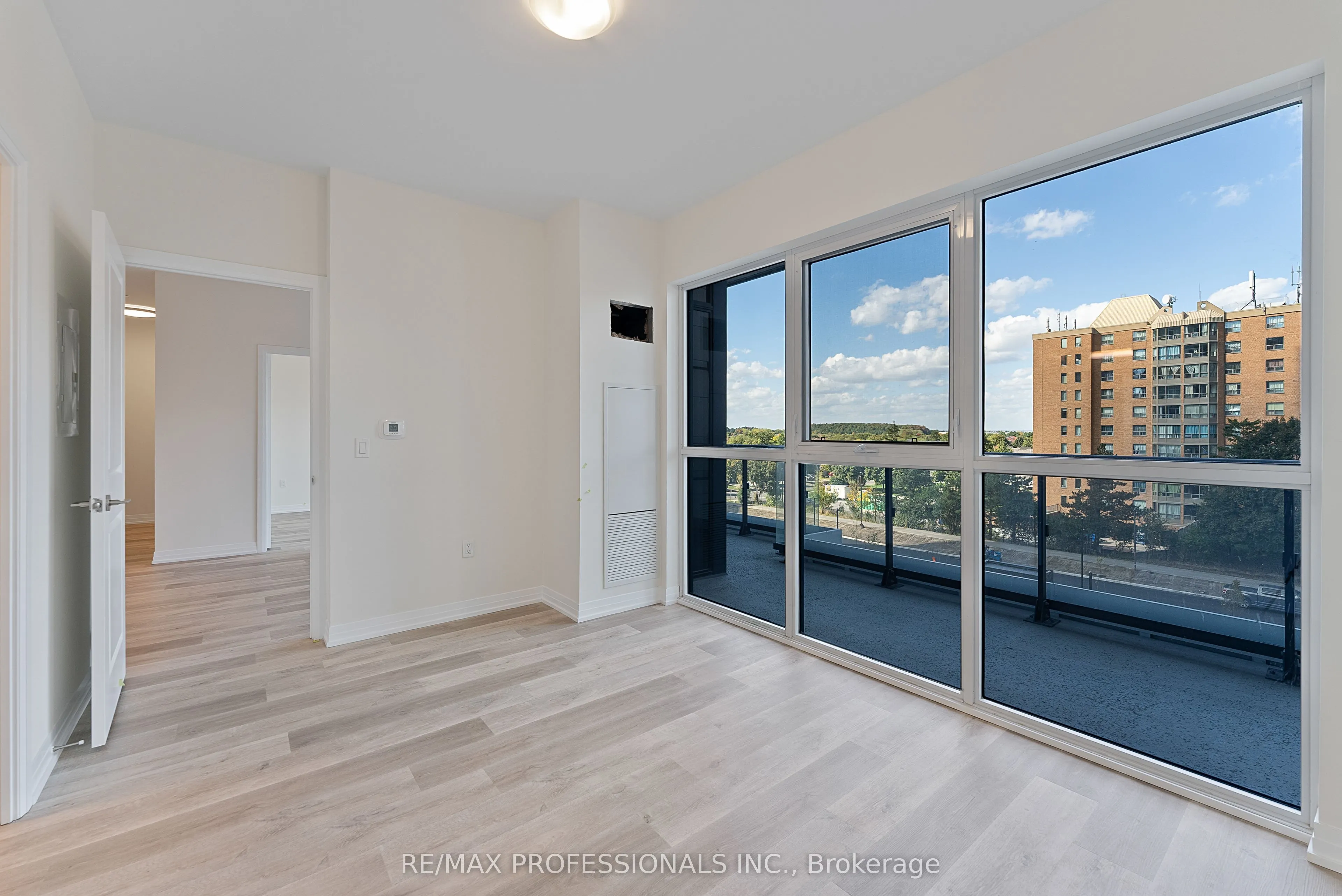 15 Watergarden Drive, #410