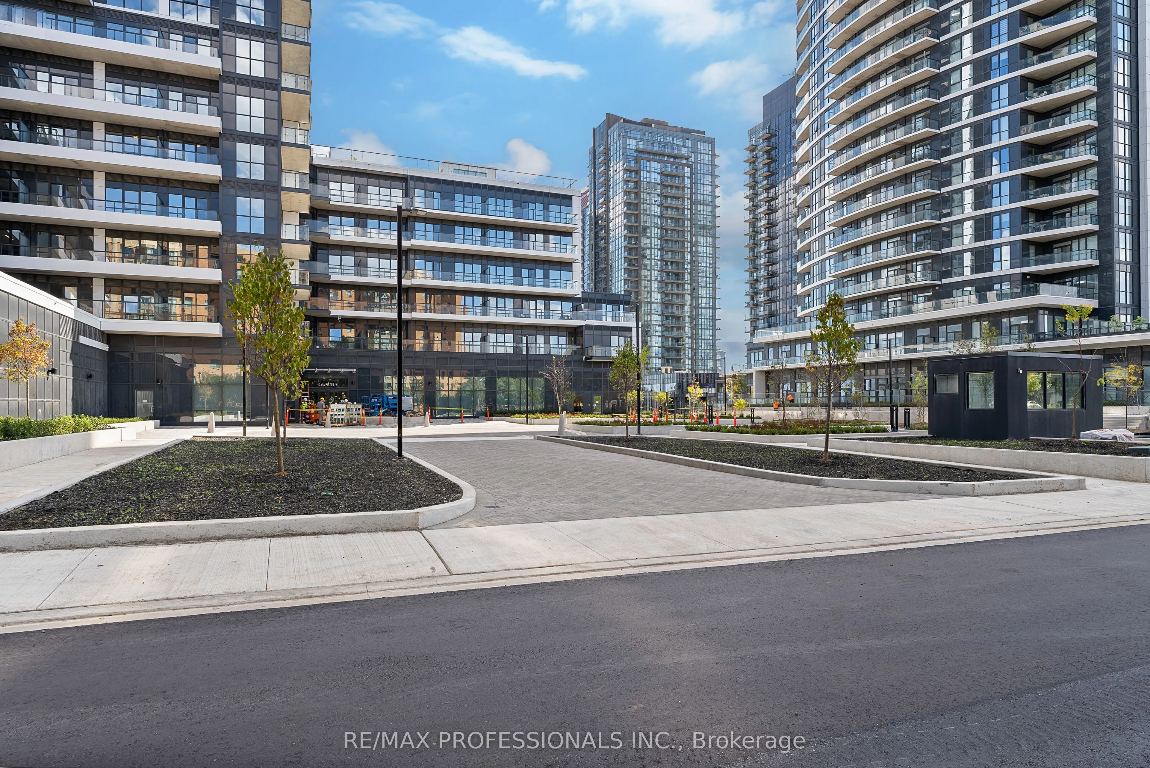 15 Watergarden Drive, #410