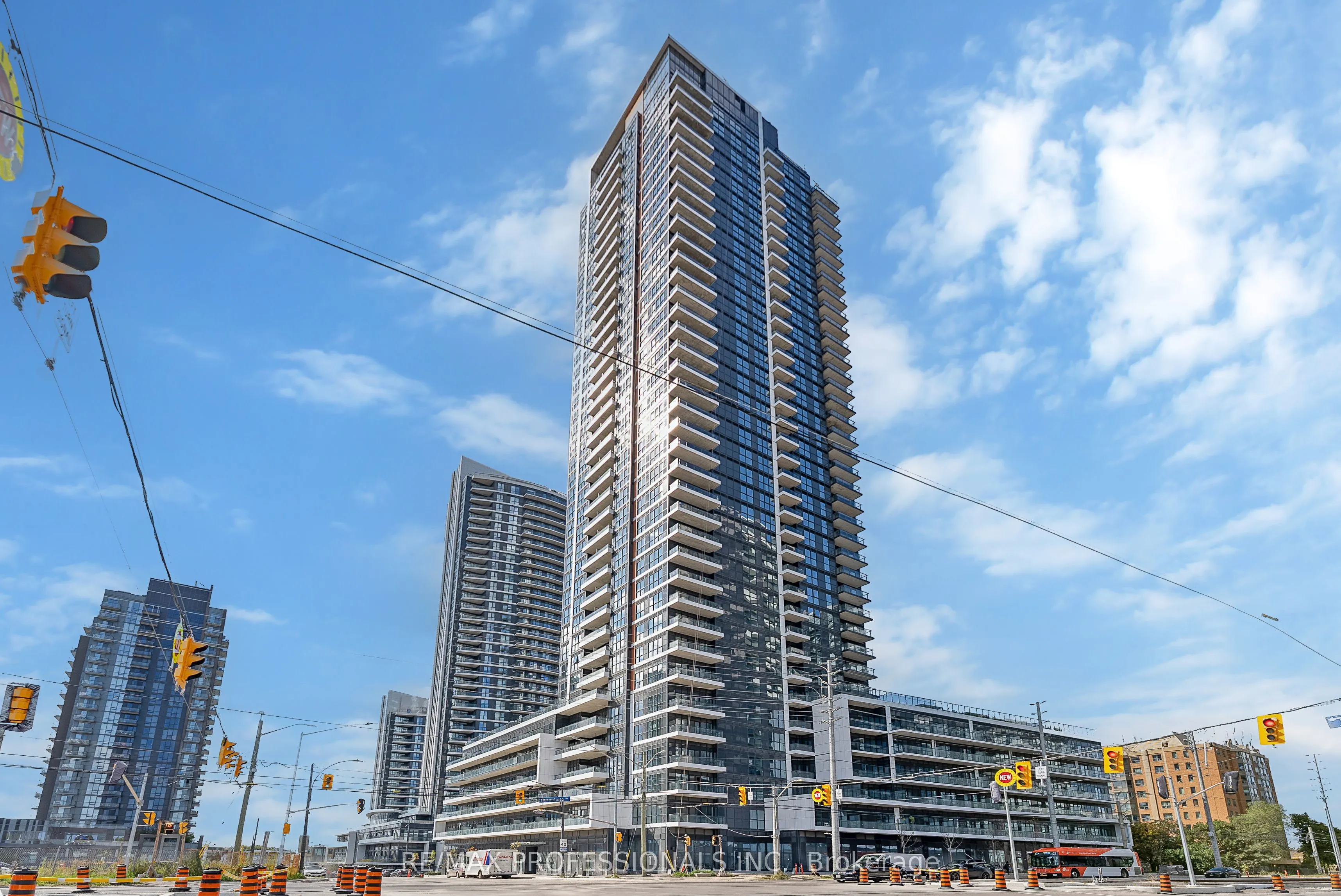 15 Watergarden Drive, #410