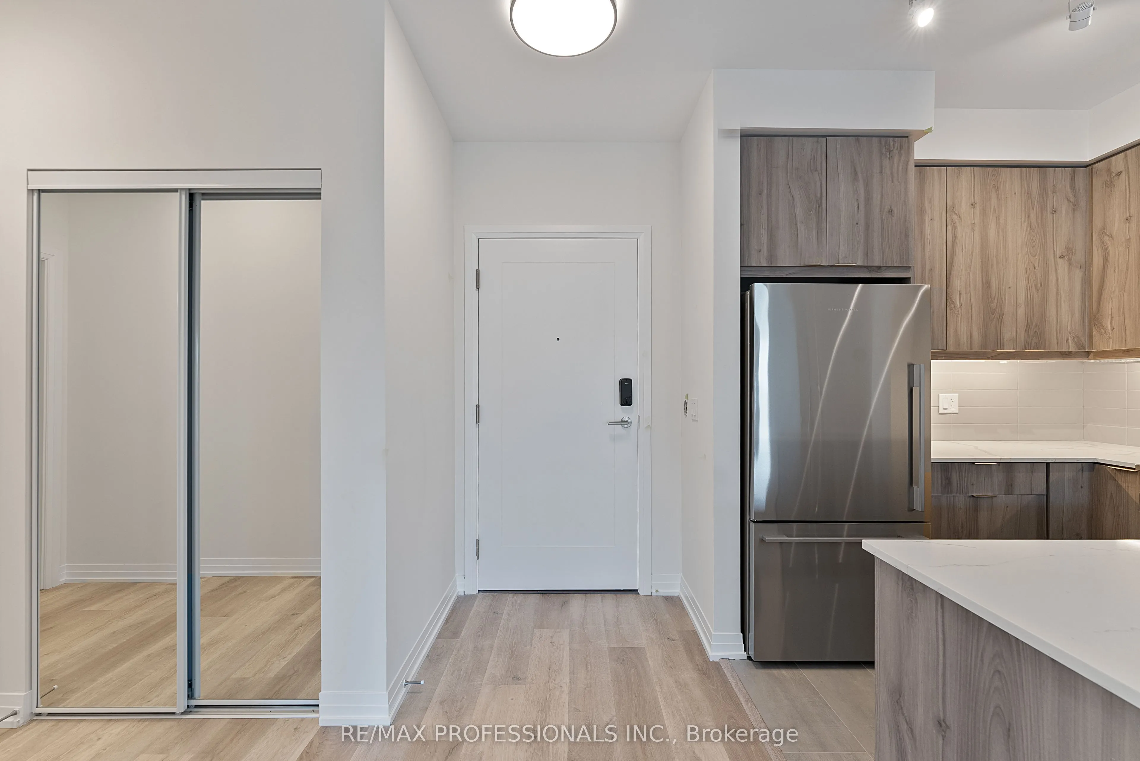 15 Watergarden Drive, #410