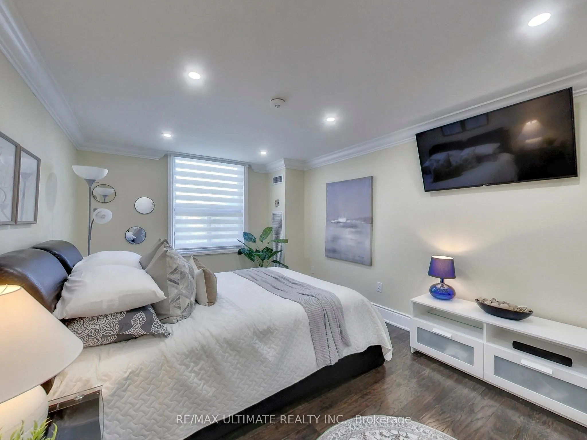 75 Emmett Avenue, #406