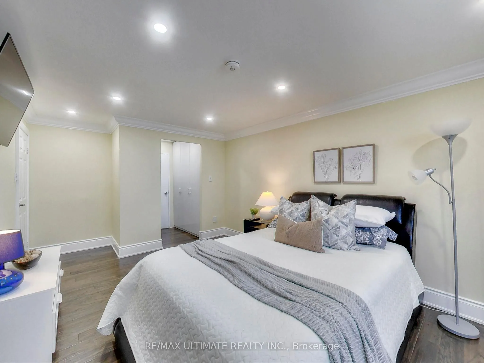 75 Emmett Avenue, #406