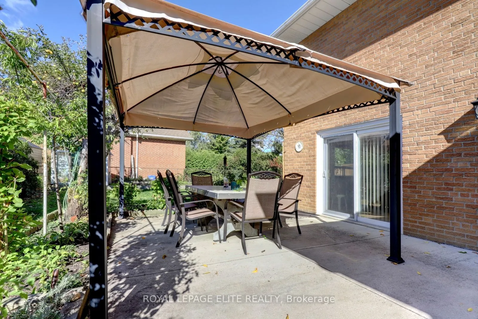 3440 Riverspray Crescent