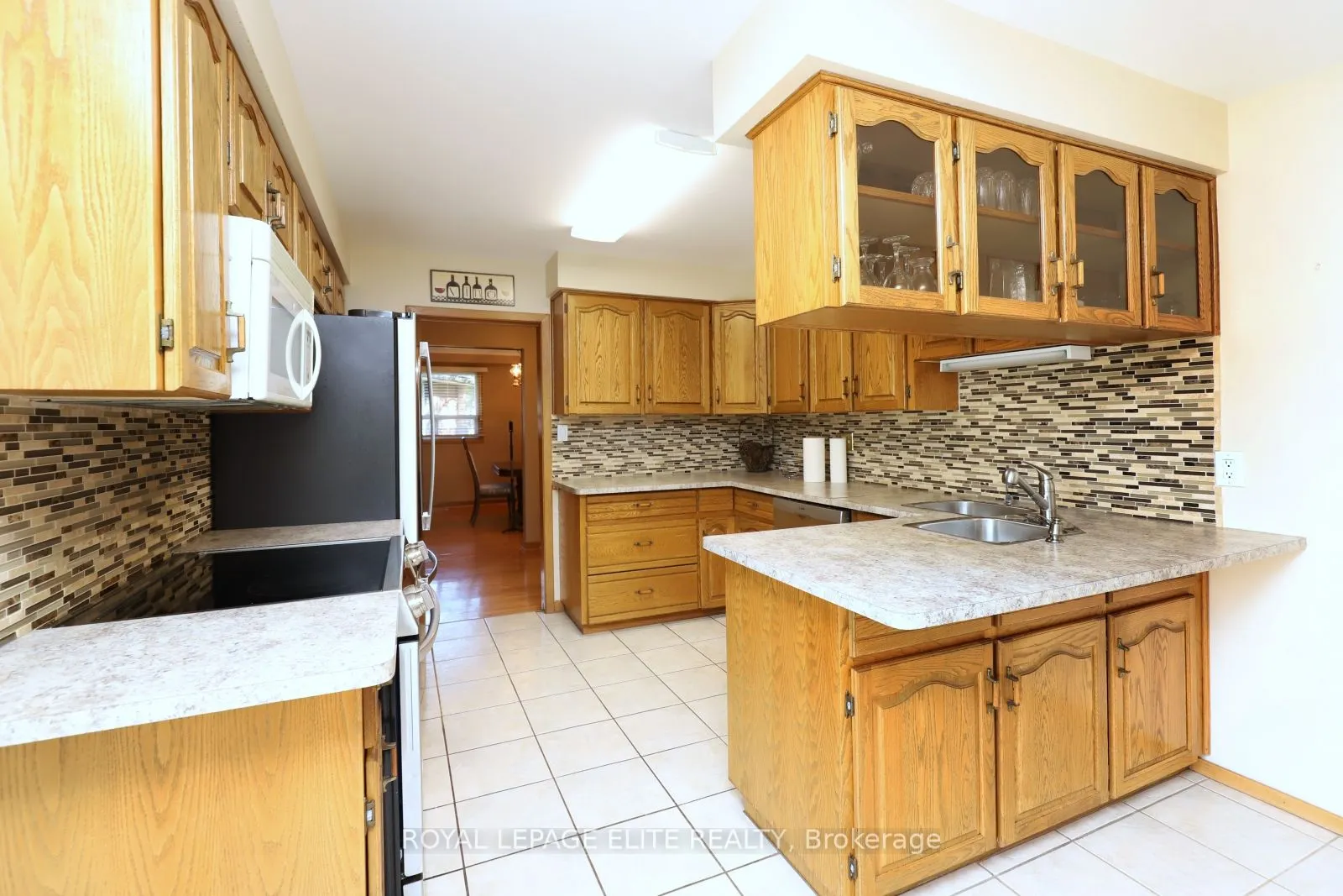 3440 Riverspray Crescent