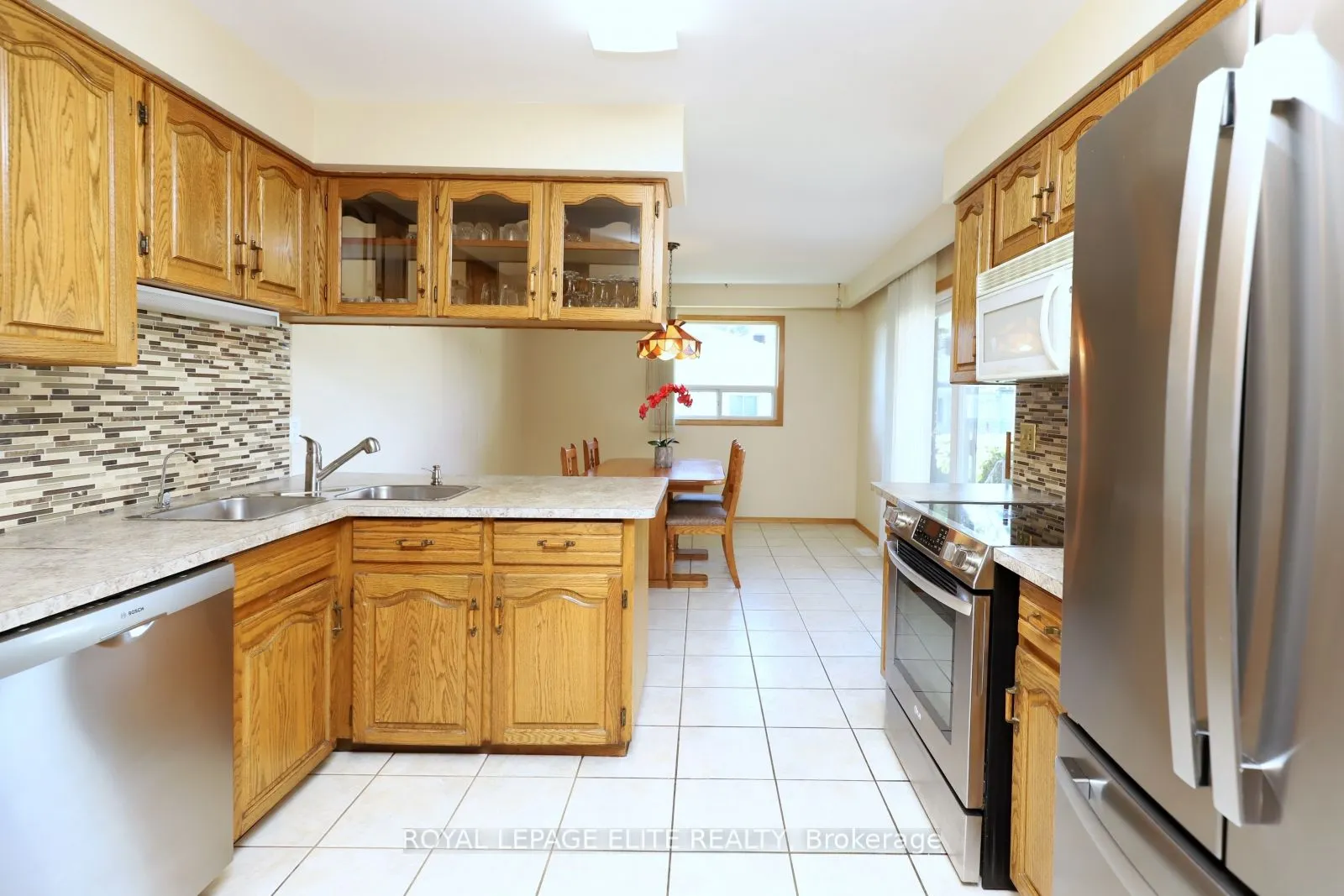 3440 Riverspray Crescent
