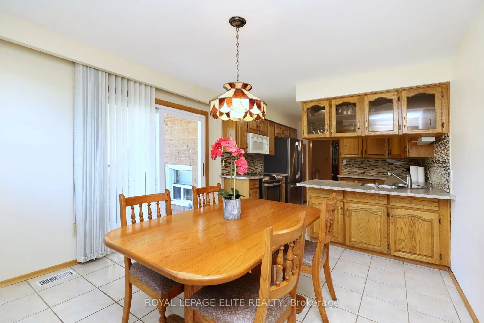 3440 Riverspray Crescent