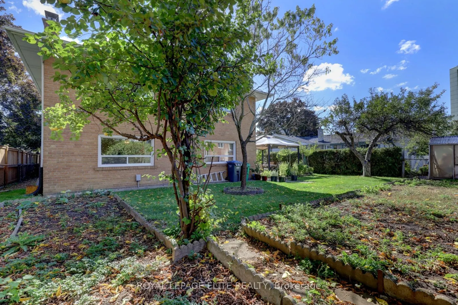 3440 Riverspray Crescent