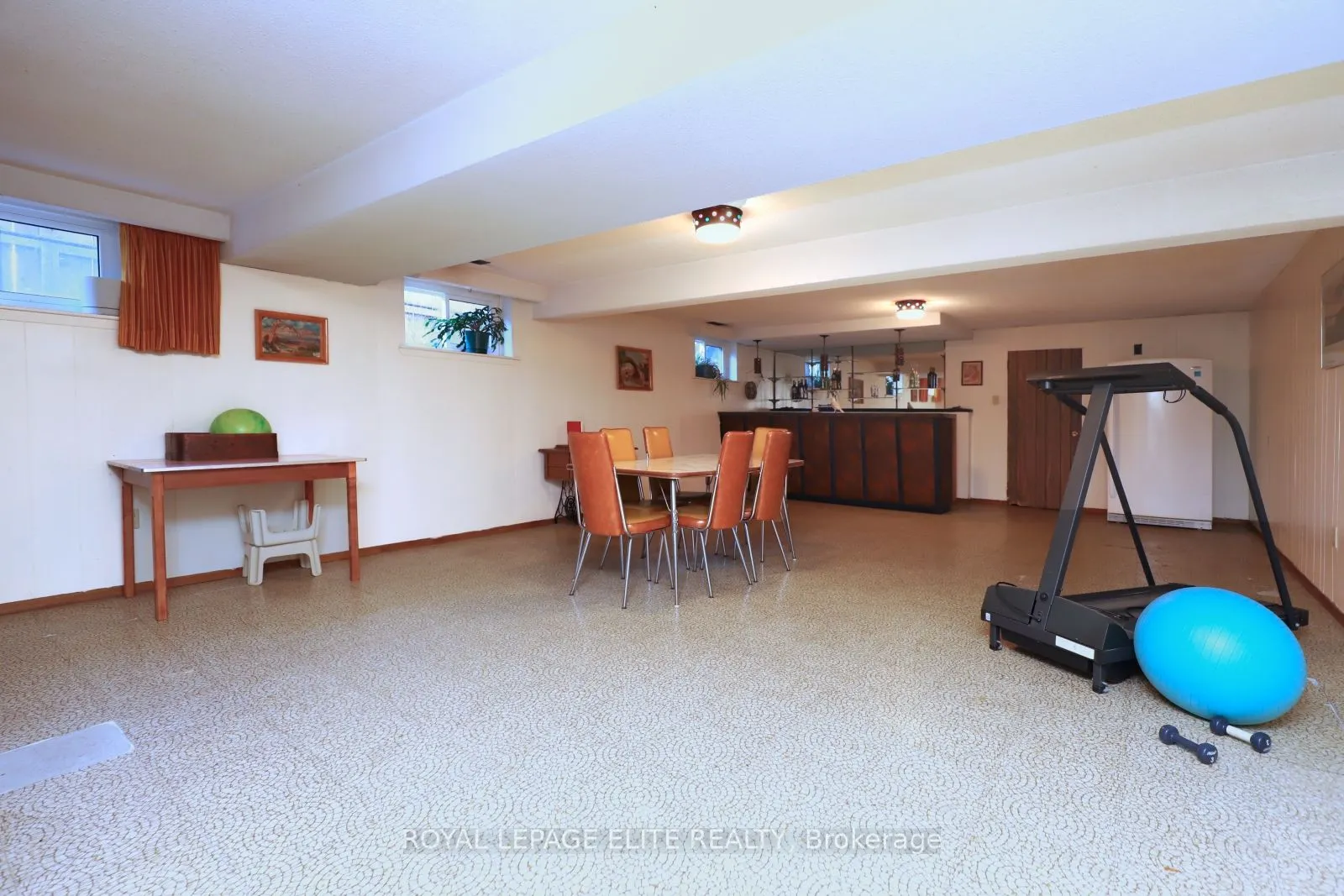3440 Riverspray Crescent