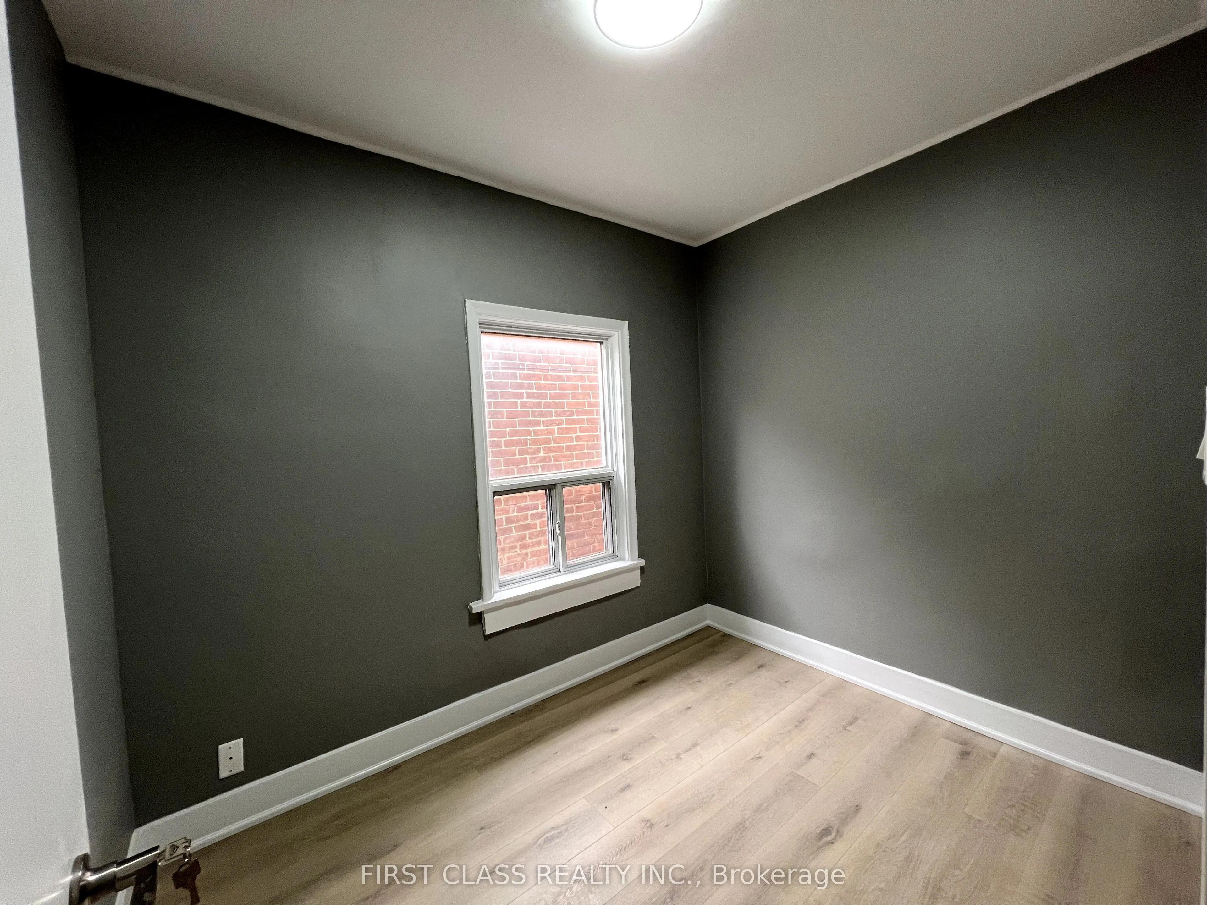 76 Ennerdale Road, #Main B